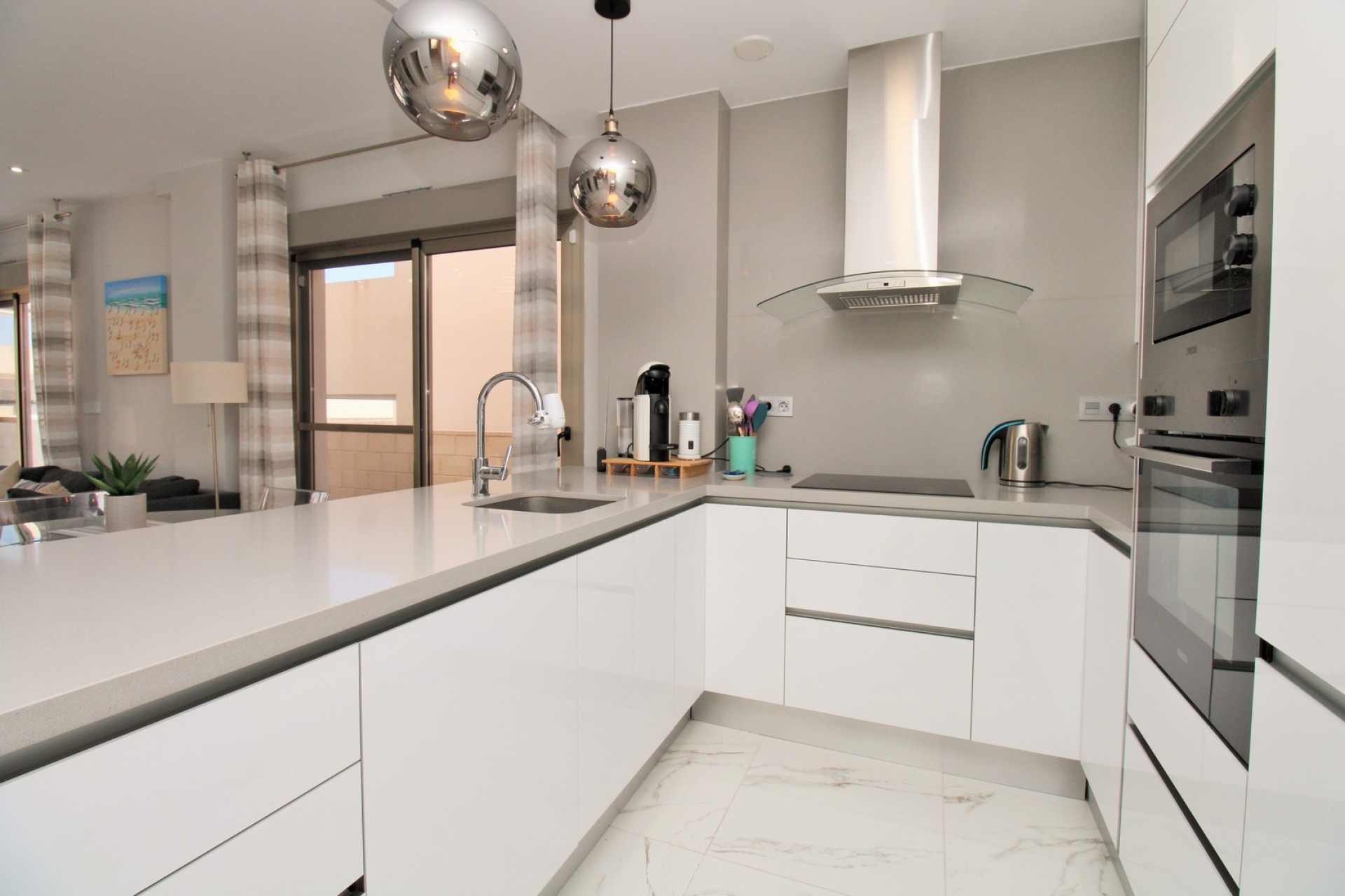 Resale - Villa - Villamartin