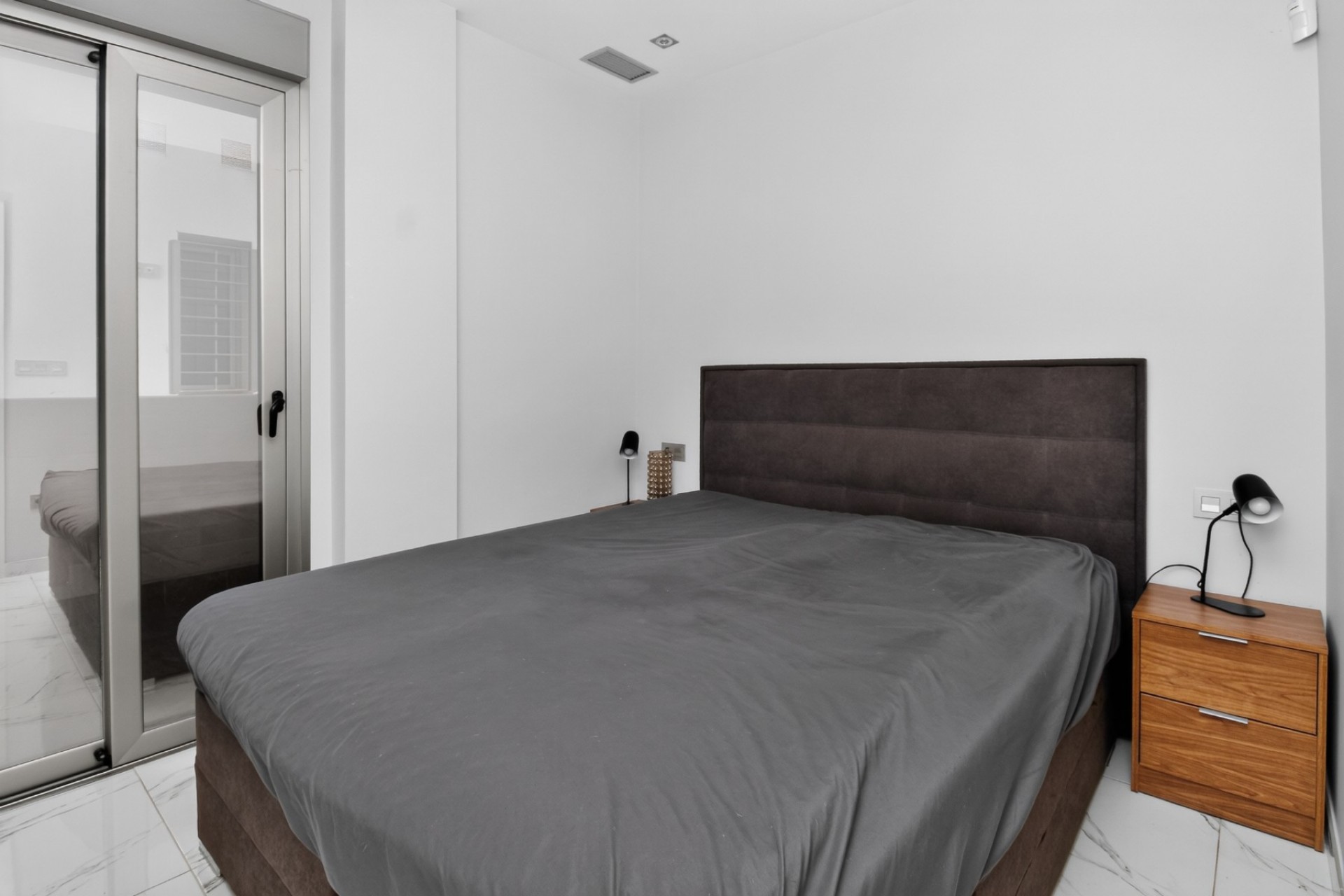 Resale - Villa - Villamartin