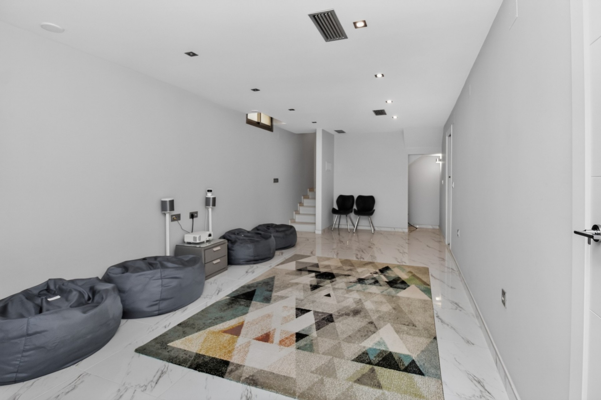 Resale - Villa - Villamartin