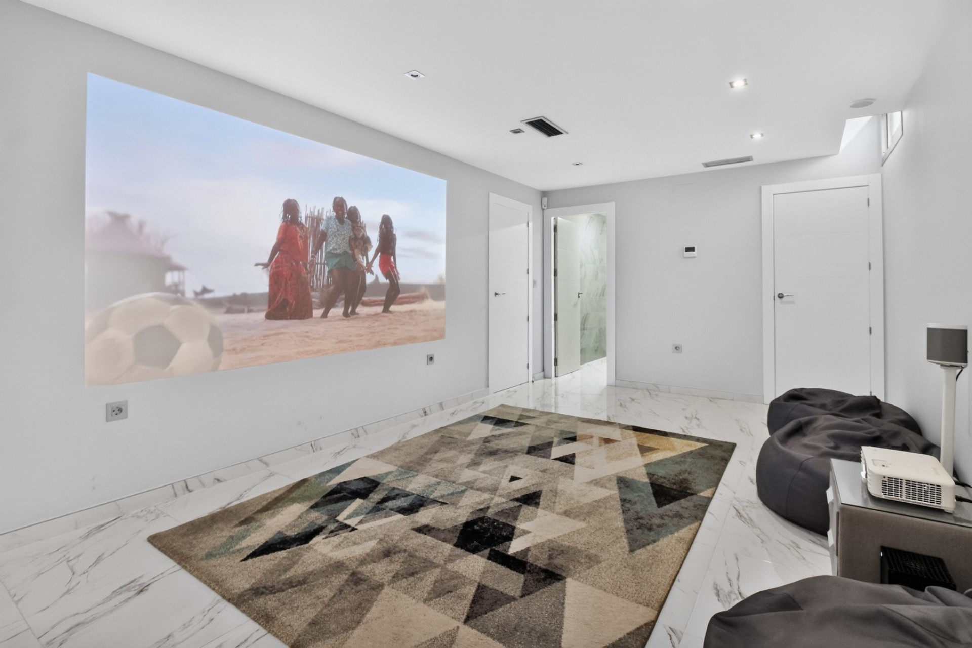 Resale - Villa - Villamartin