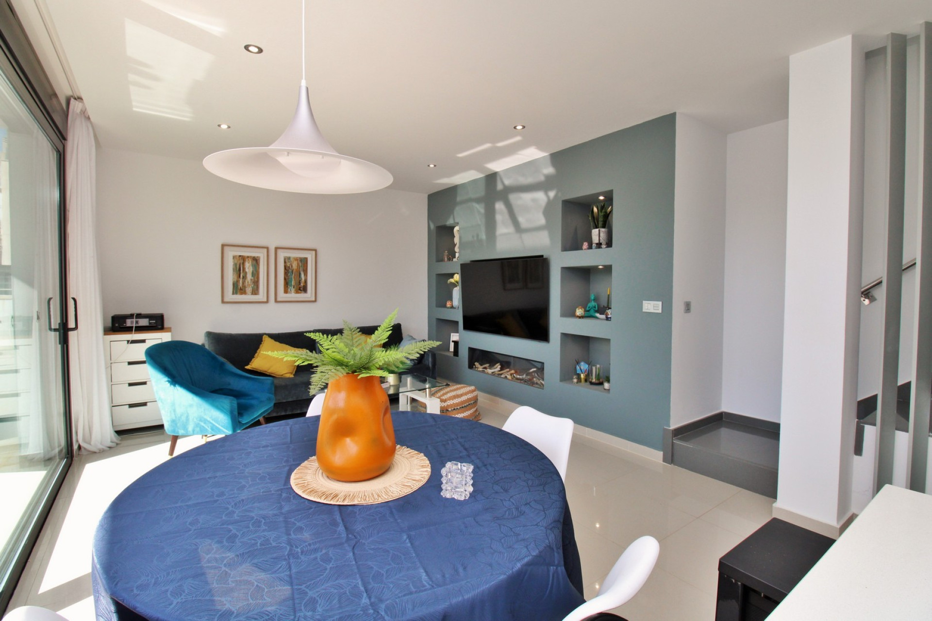 Resale - Villa - Villamartin