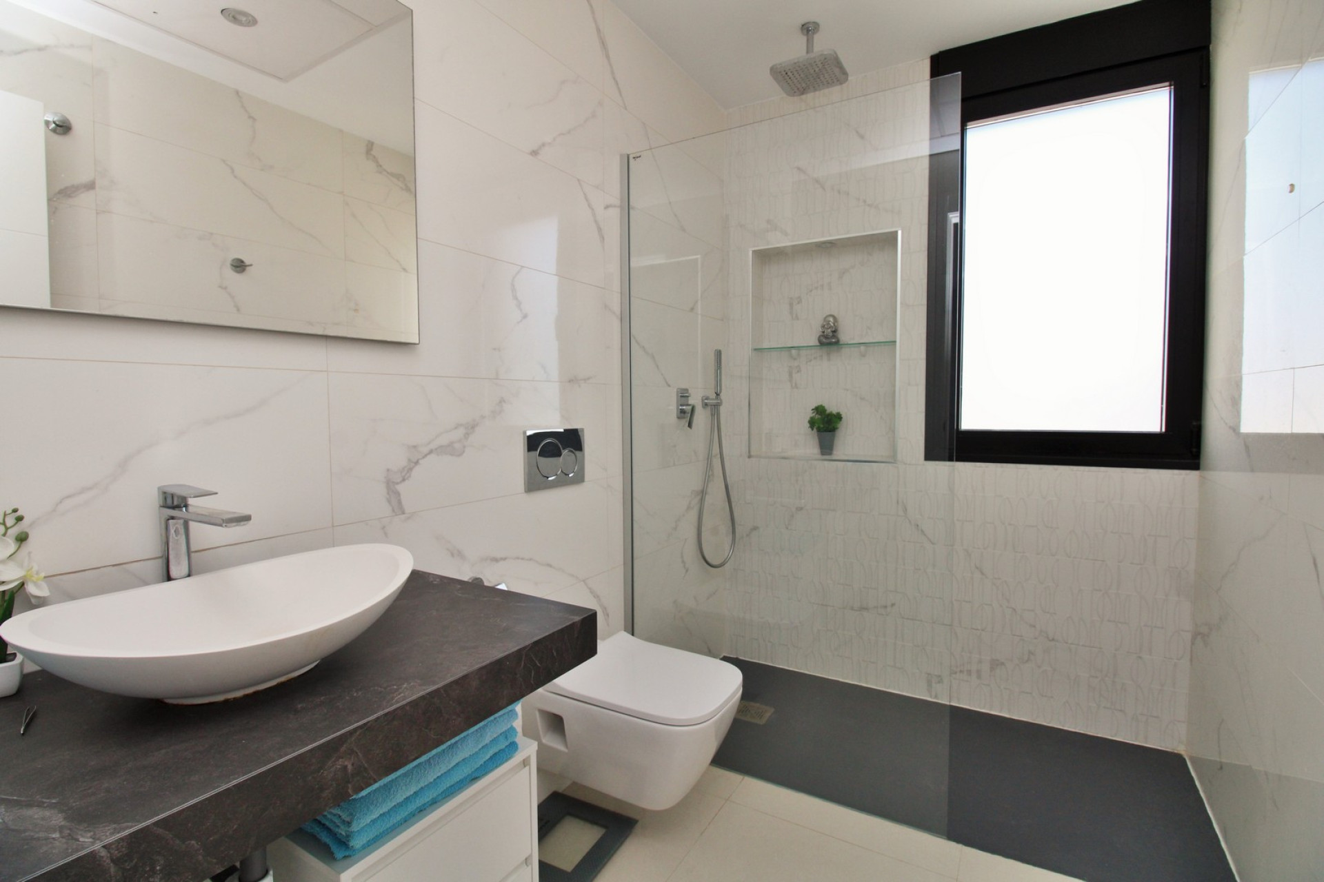 Resale - Villa - Villamartin