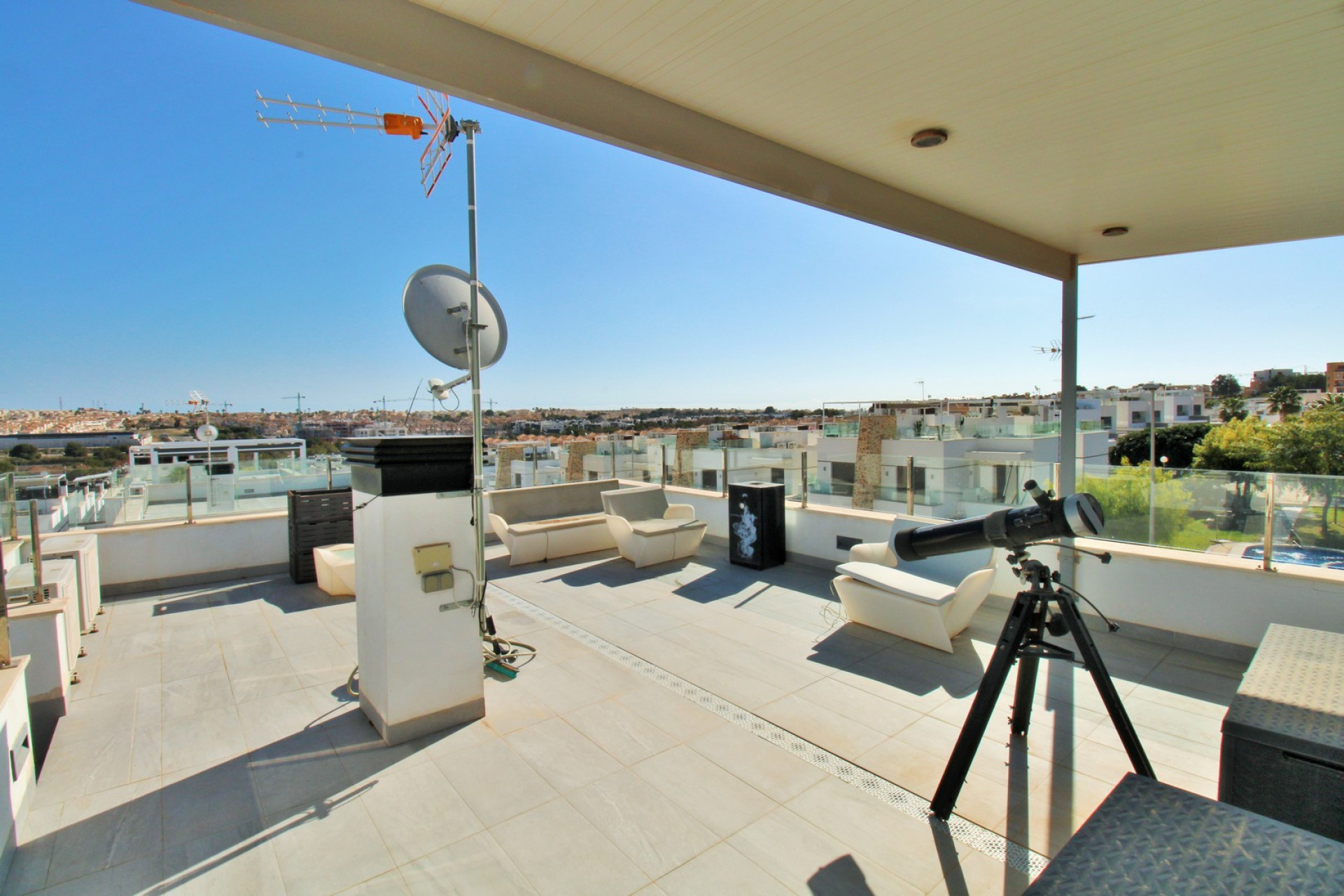 Resale - Villa - Villamartin