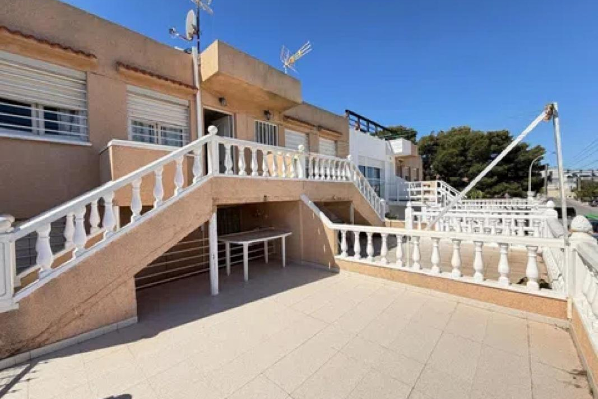 Reventa - Adosado - Gran alacant