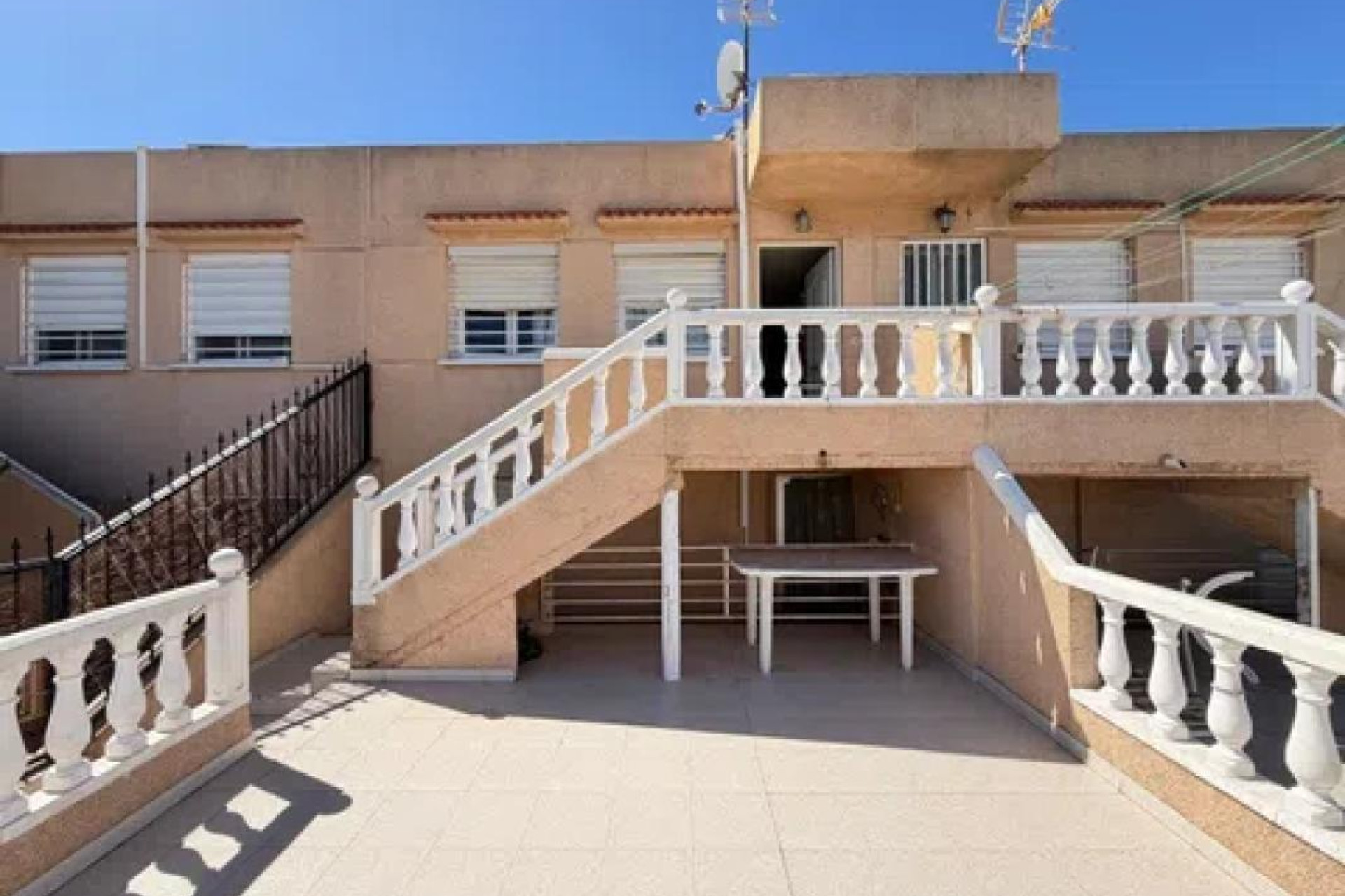 Reventa - Adosado - Gran alacant