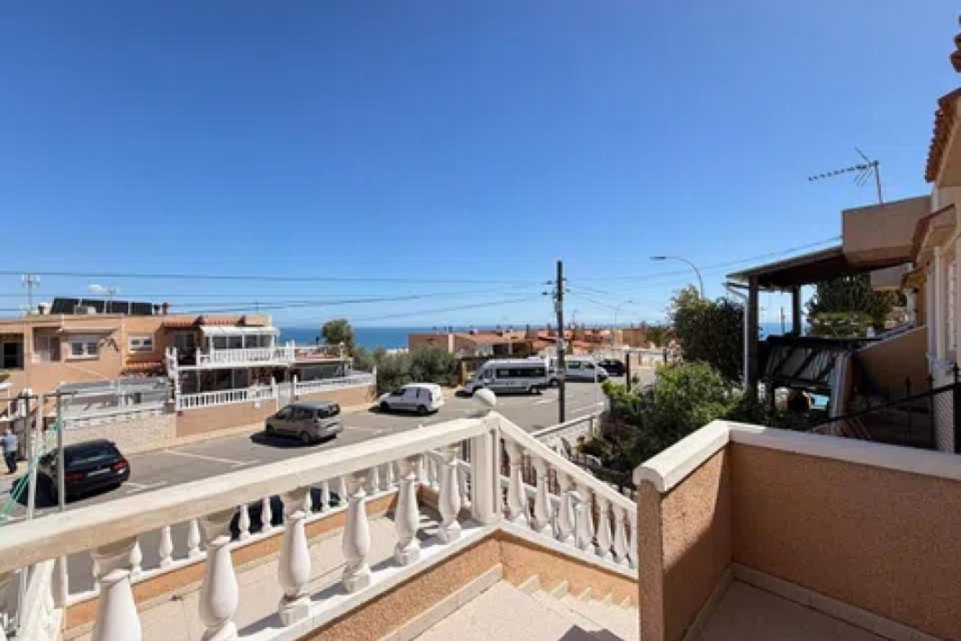 Reventa - Adosado - Gran alacant