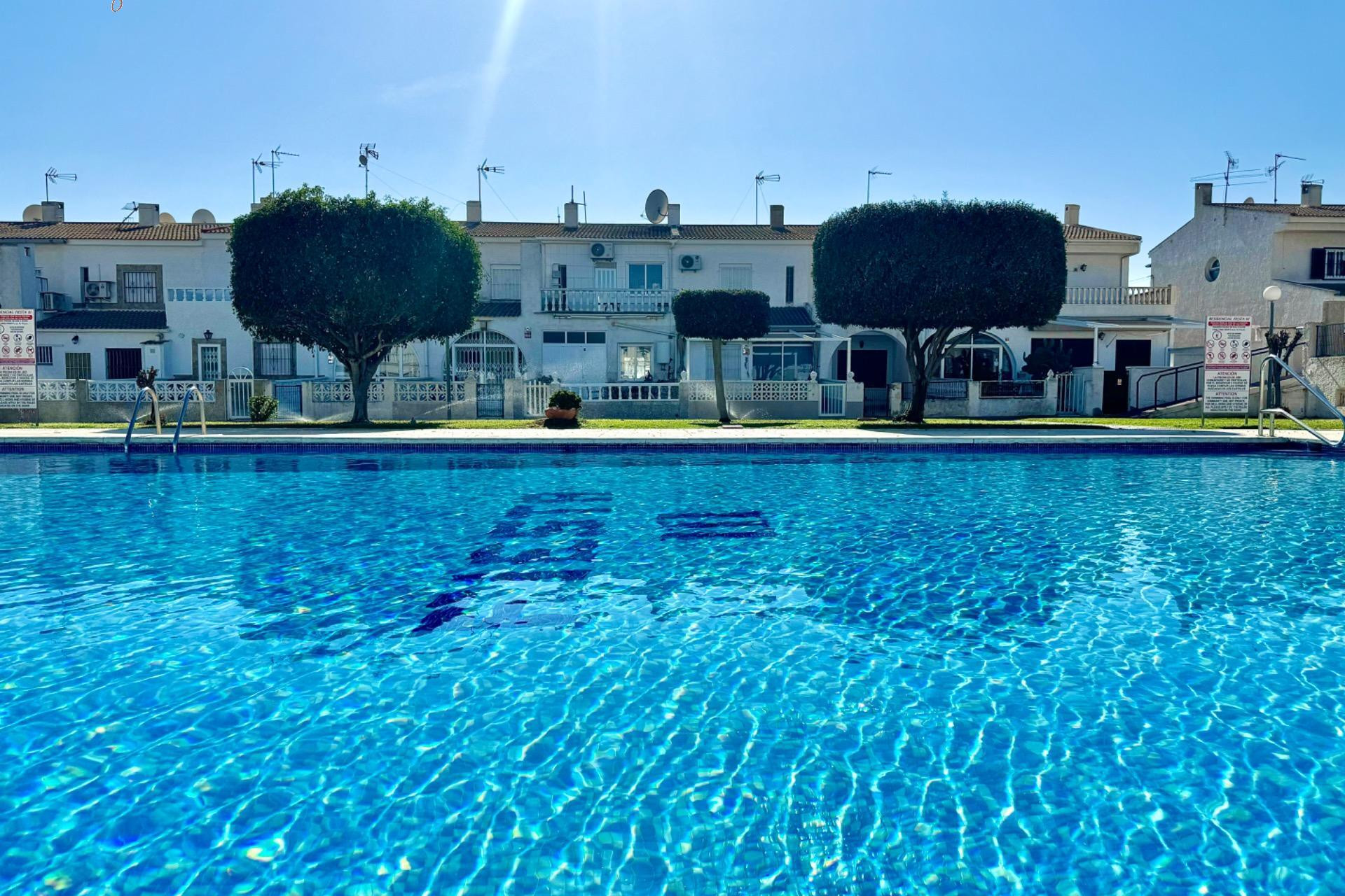 Reventa - Adosado - Torrevieja - Calas blanca