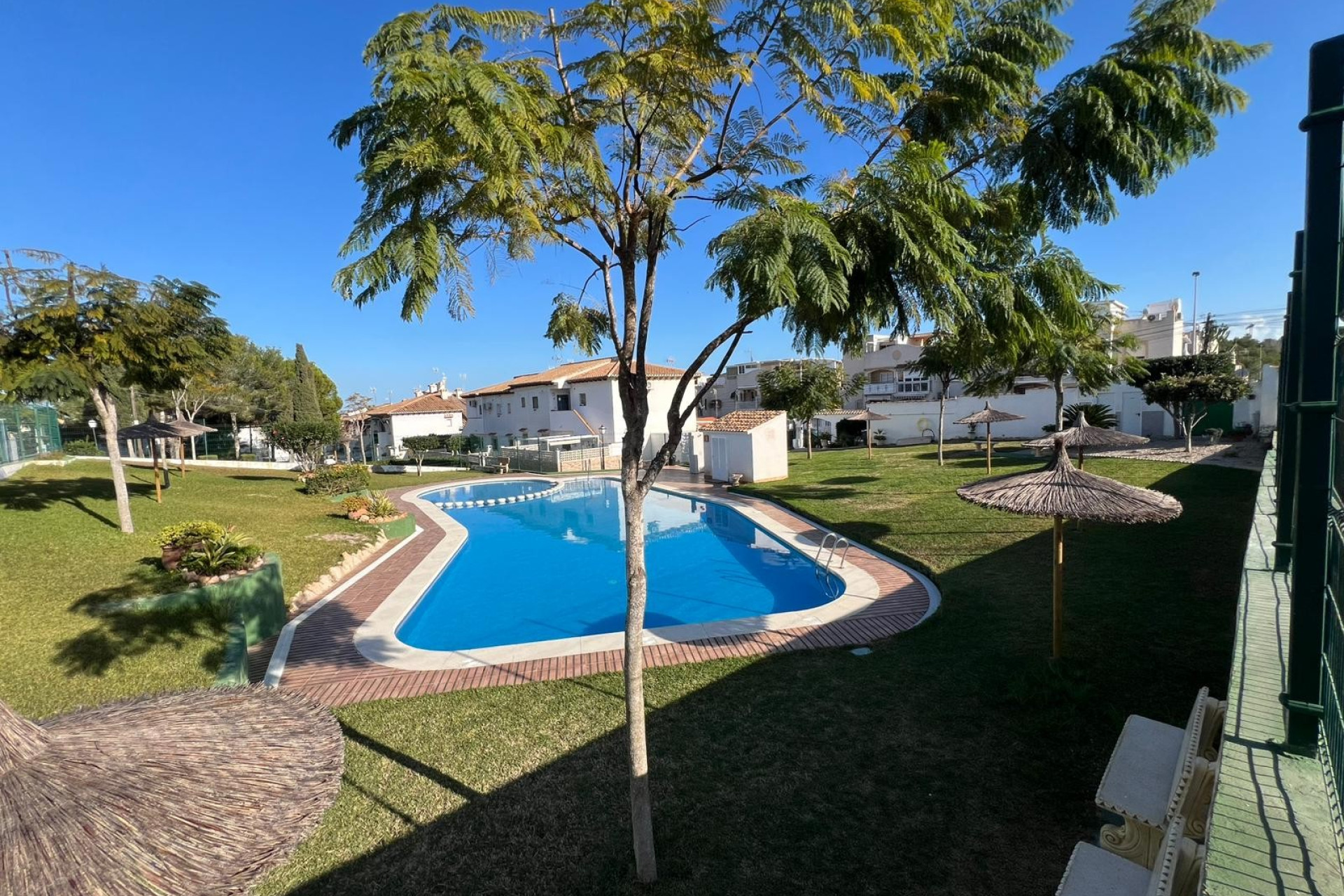 Reventa - Adosado - Torrevieja - Lago Jardin