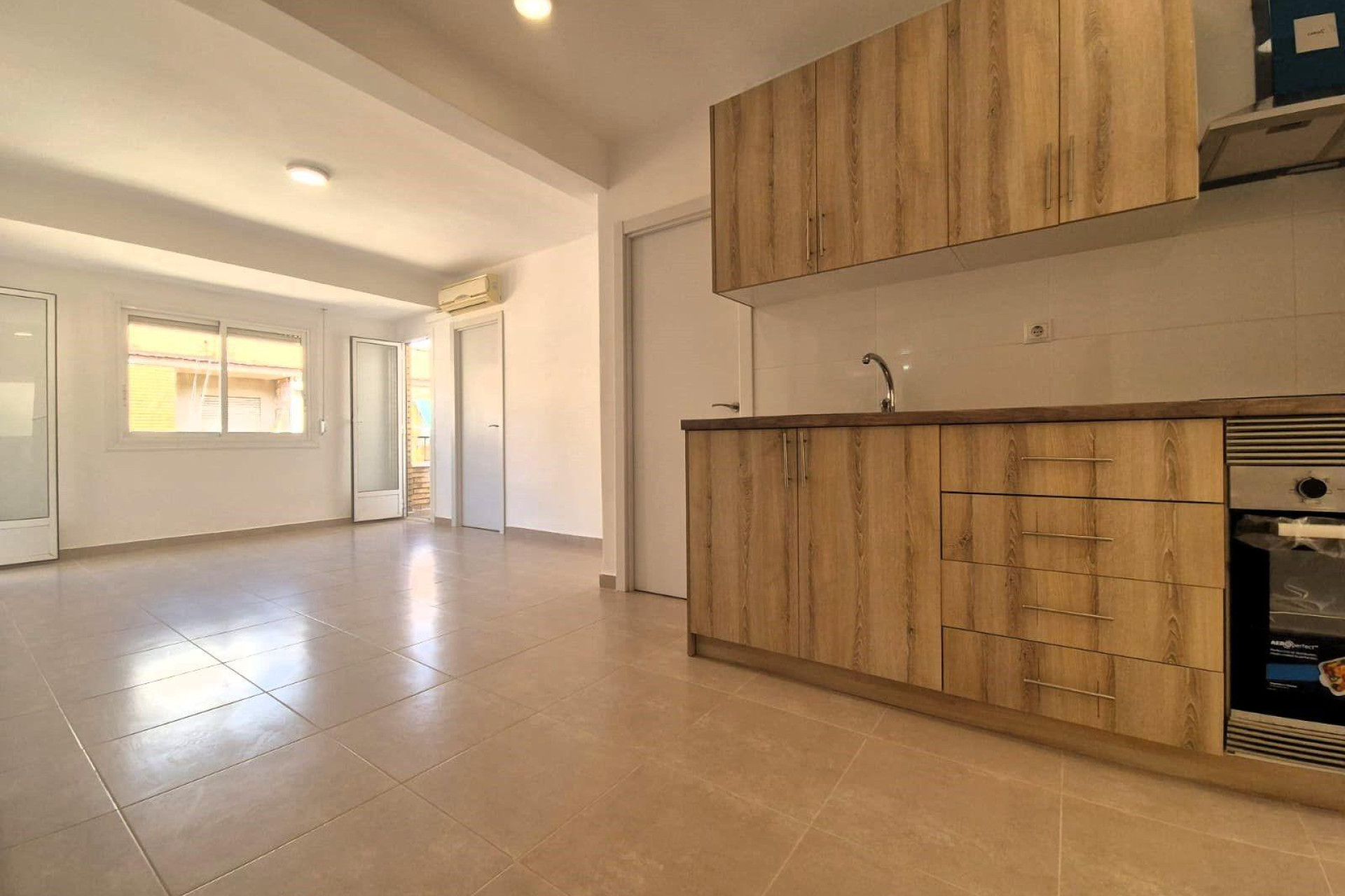 Reventa - Apartamento / piso - Alicante - Altozano
