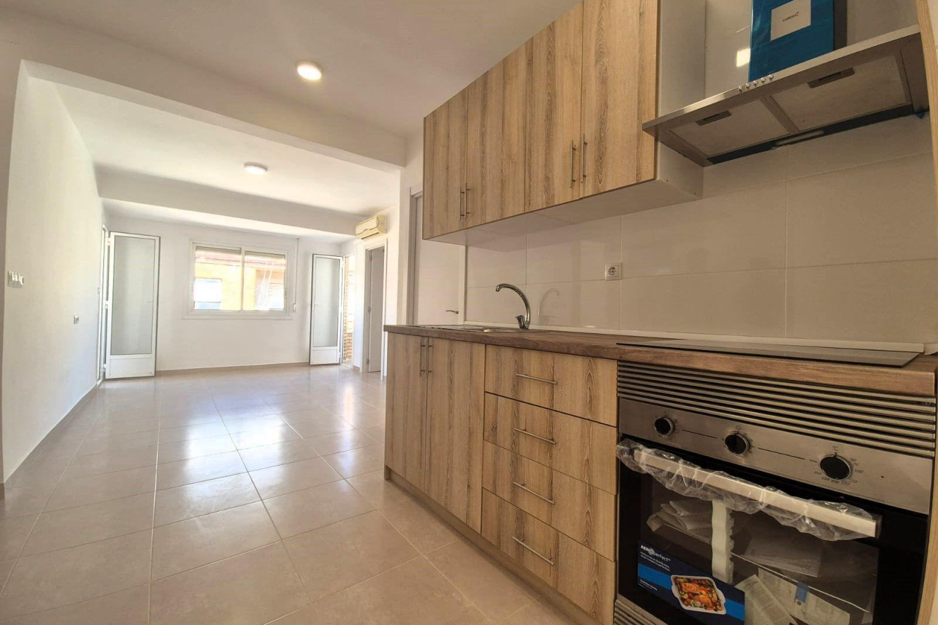 Reventa - Apartamento / piso - Alicante - Altozano