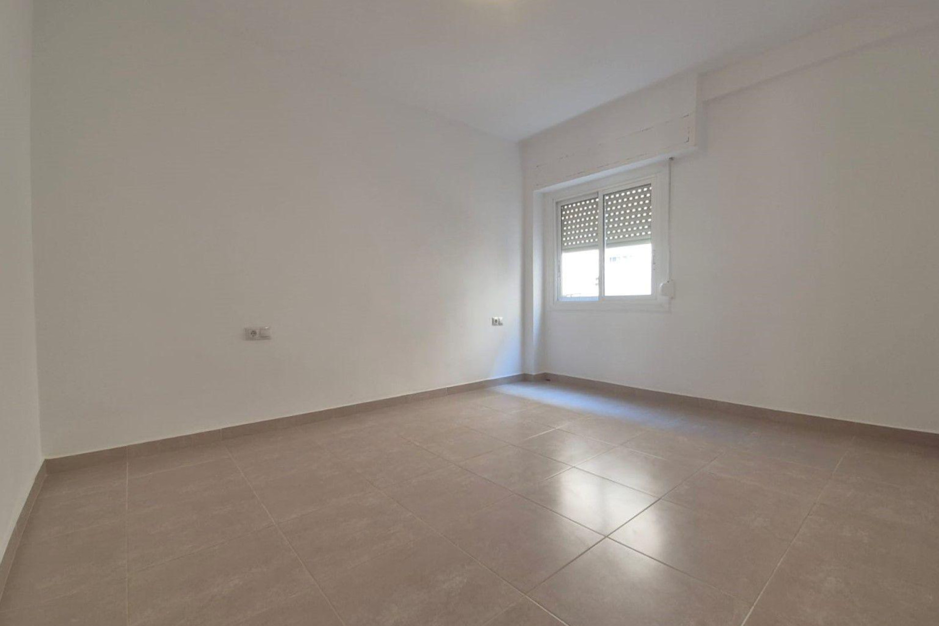 Reventa - Apartamento / piso - Alicante - Altozano