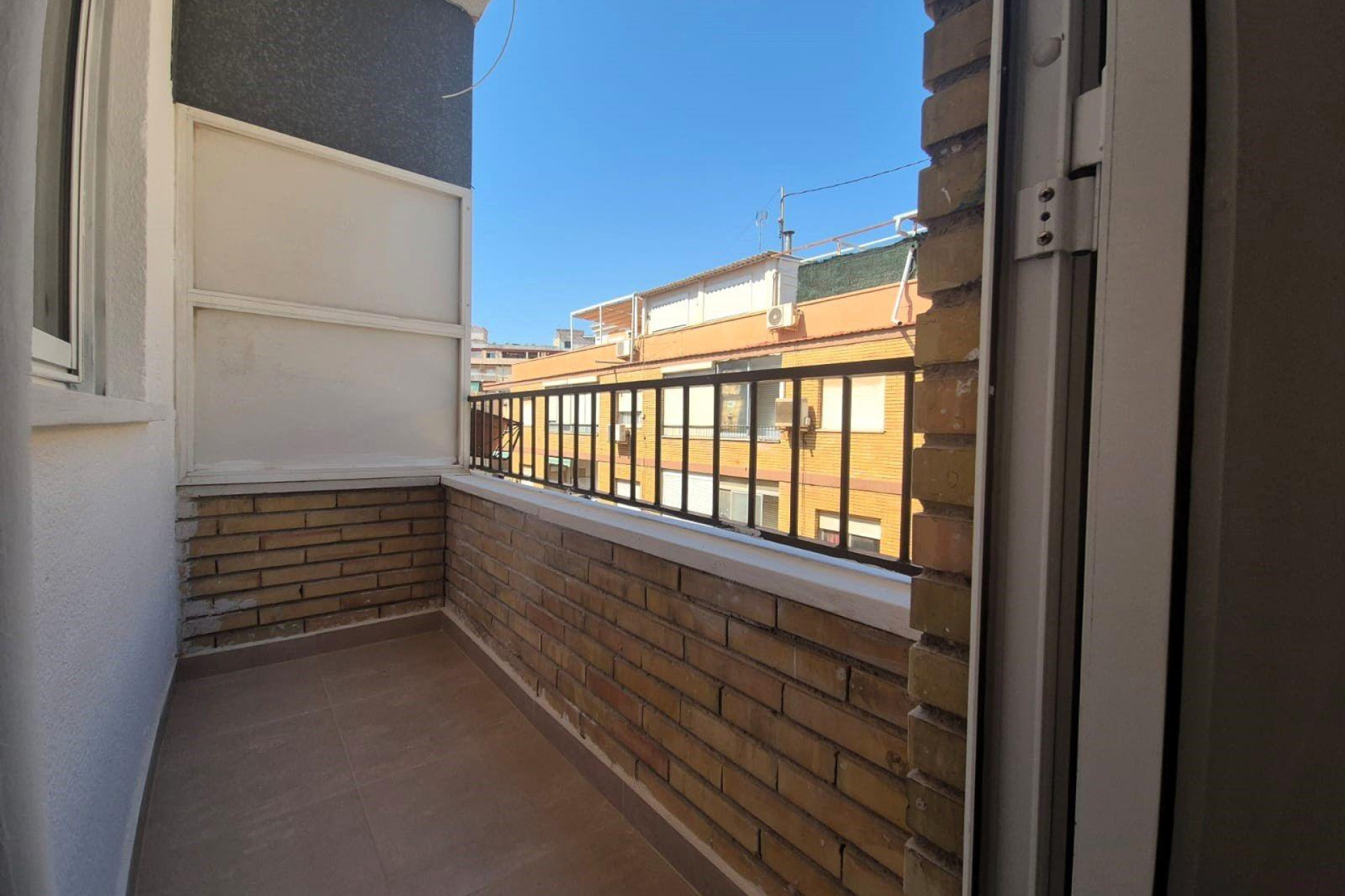 Reventa - Apartamento / piso - Alicante - Altozano