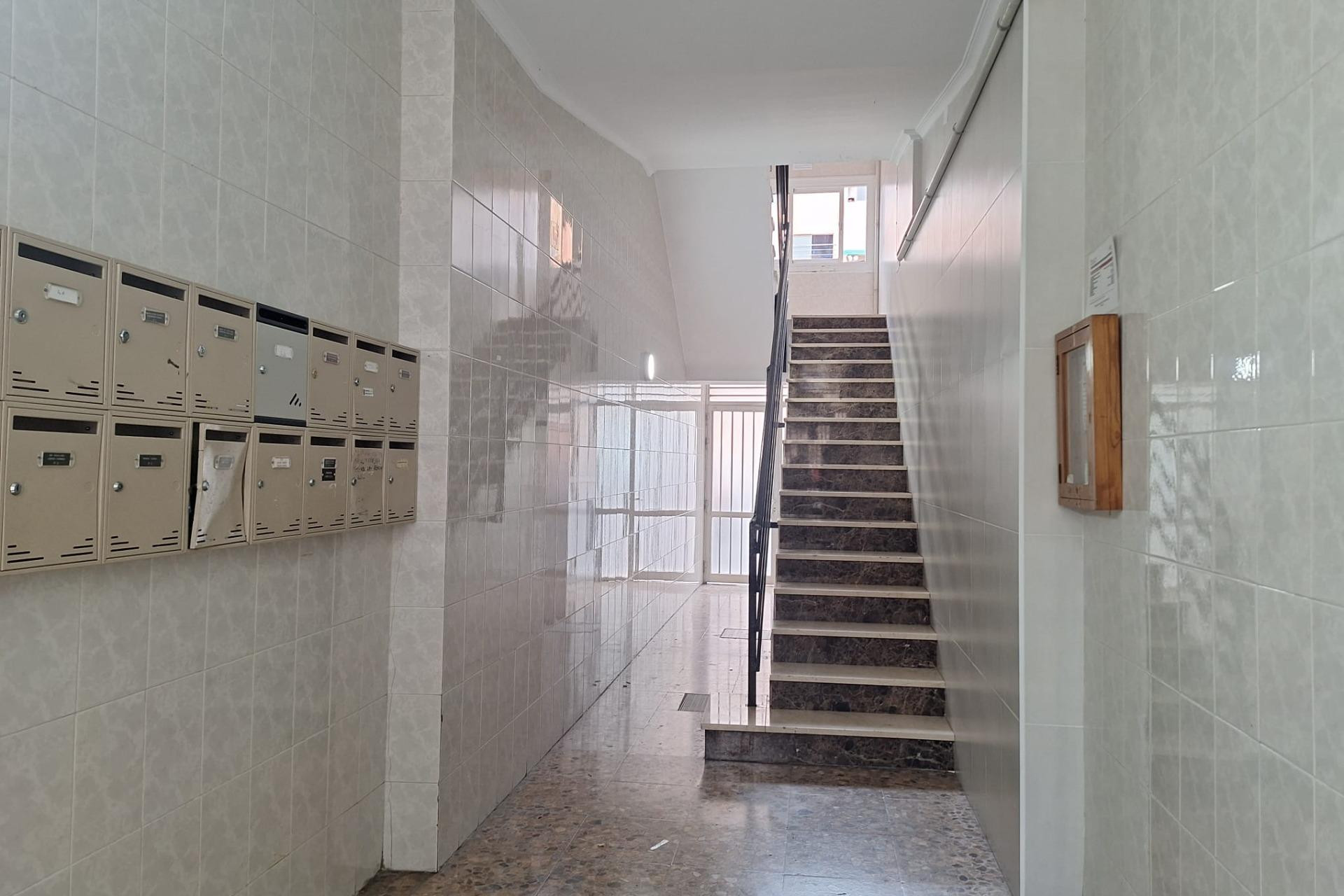Reventa - Apartamento / piso - Alicante - Altozano