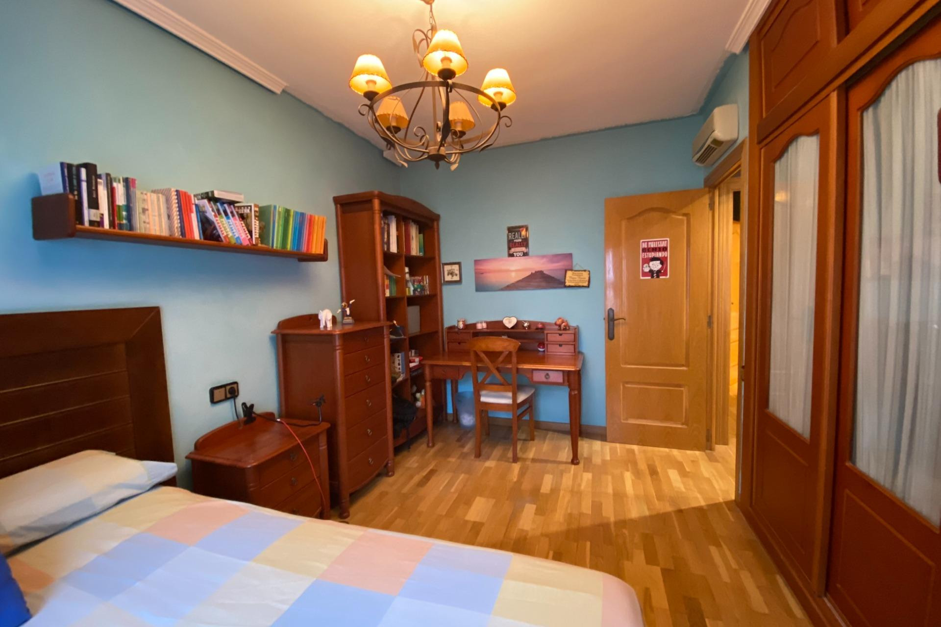 Reventa - Apartamento / piso - Alicante - Centro Tradicional