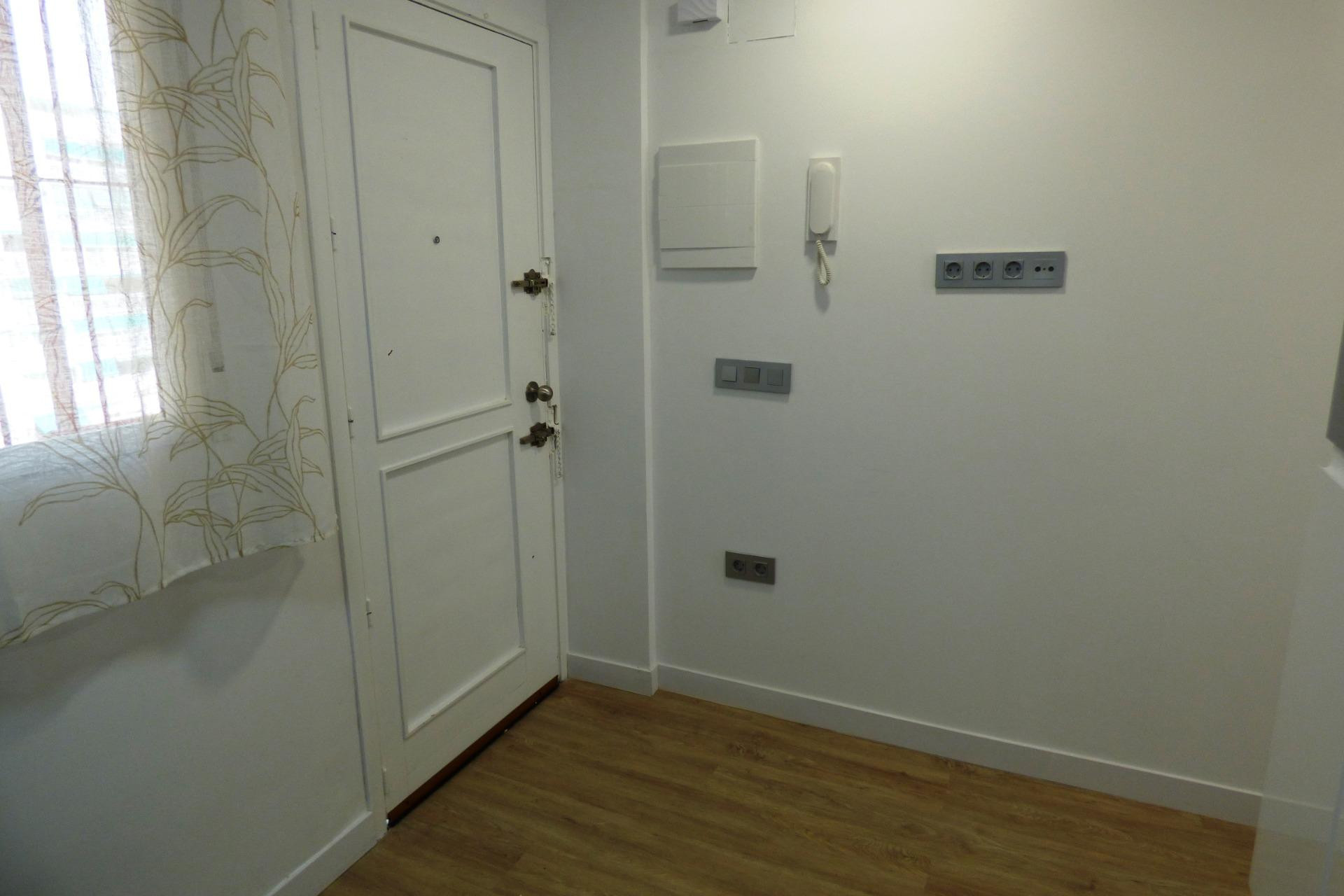 Reventa - Apartamento / piso - Alicante - Deportista Miriam Blasco