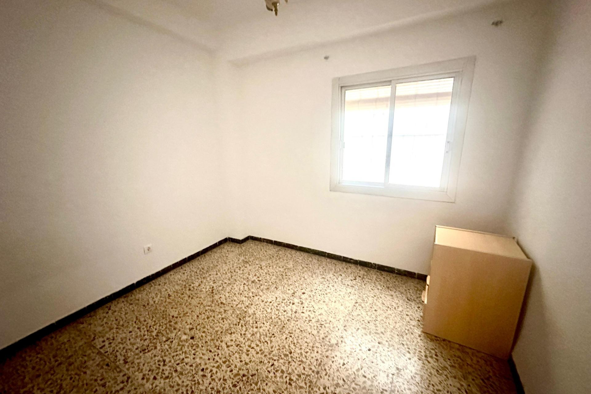 Reventa - Apartamento / piso - Alicante - Los ángeles