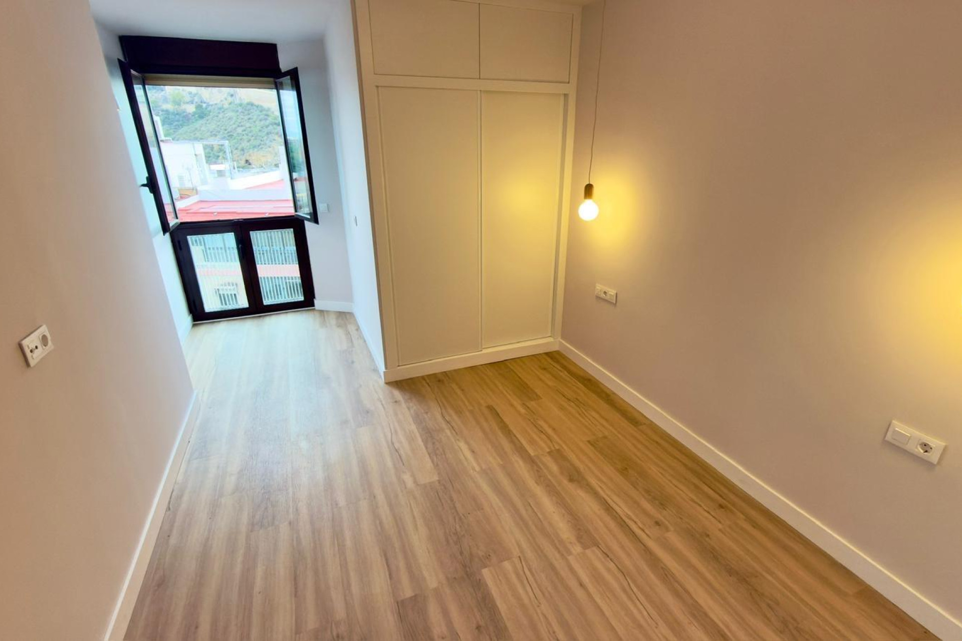 Reventa - Apartamento / piso - Alicante - Mercado