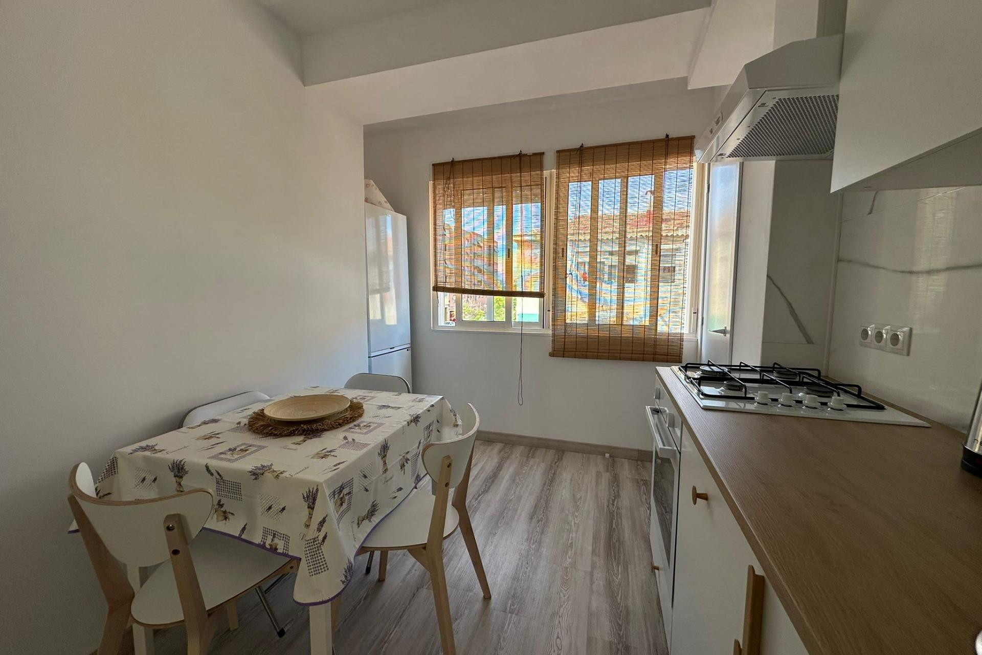 Reventa - Apartamento / piso - Alicante - Pau I