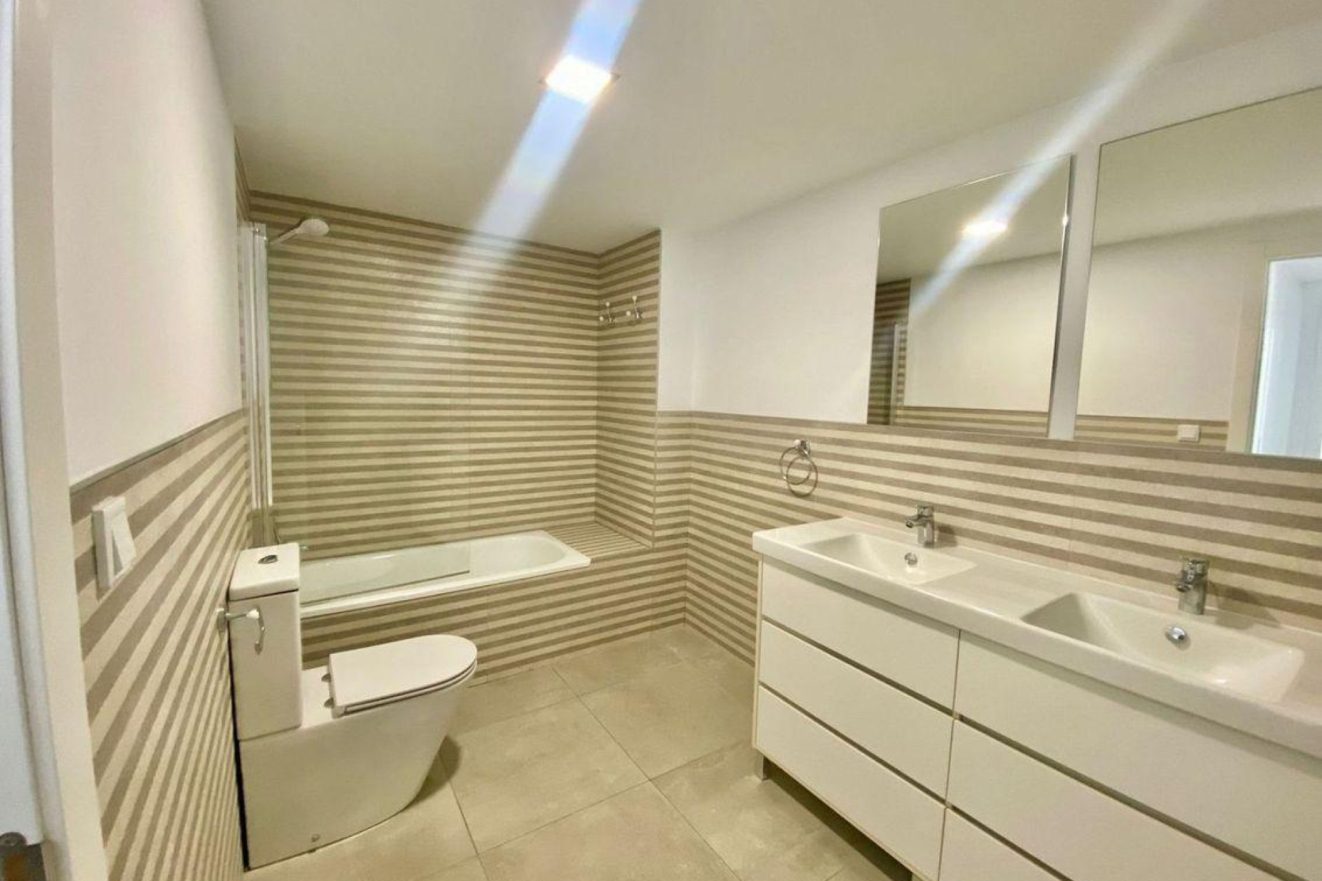 Reventa - Apartamento / piso - Alicante - Pau V