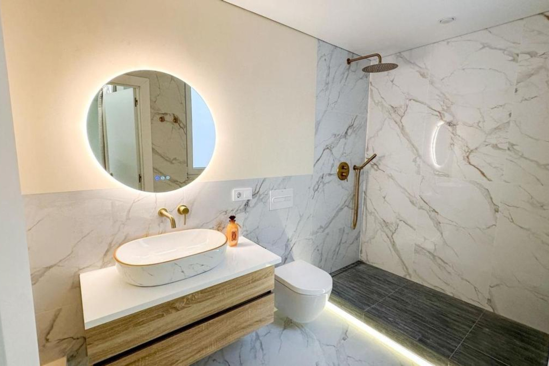Reventa - Apartamento / piso - Almoradí