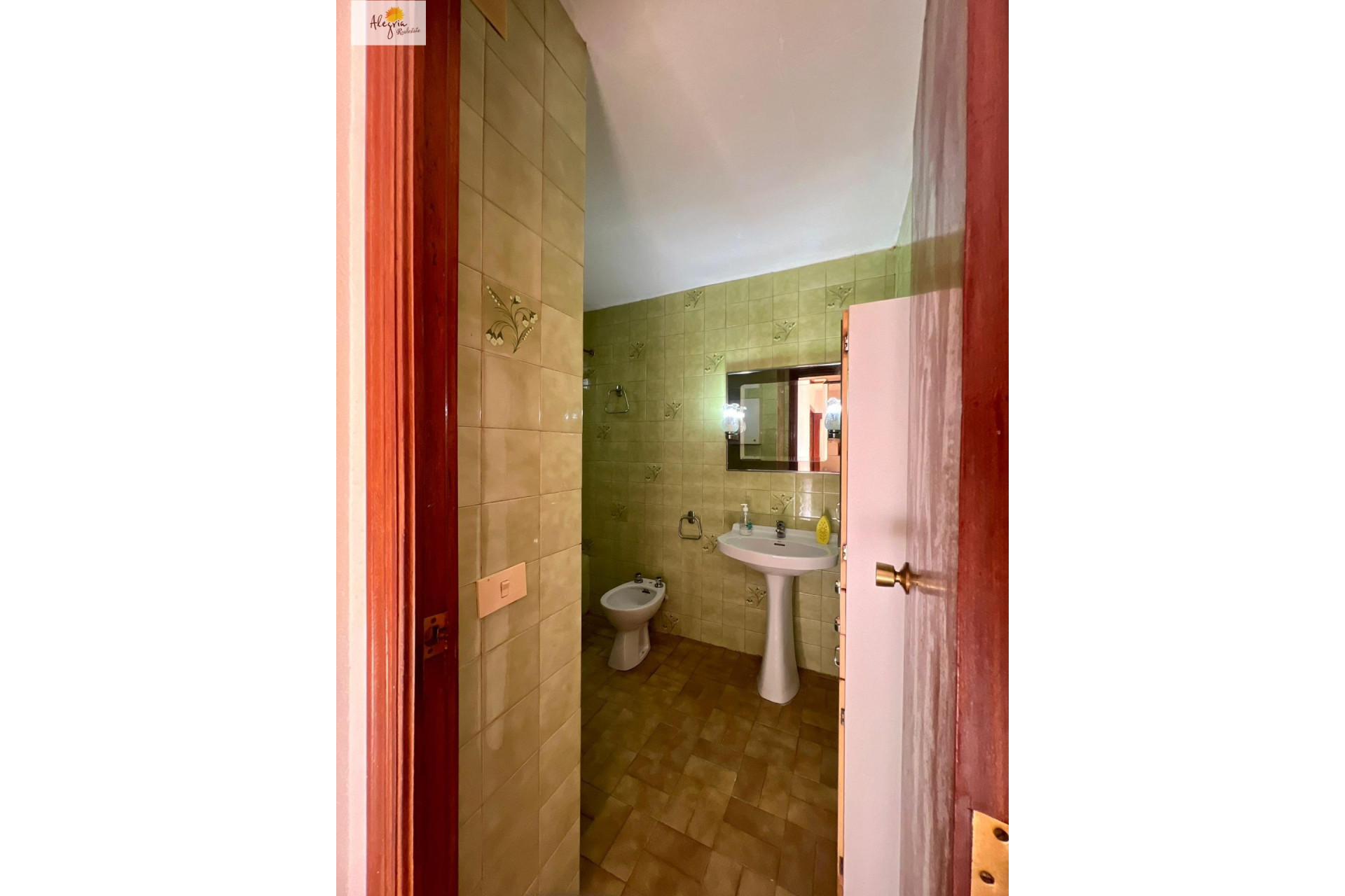 Reventa - Apartamento / piso - Altura - Pueblo