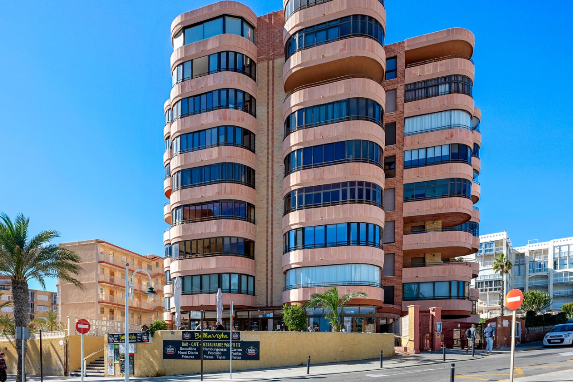 Reventa - Apartamento / piso - Arenales del Sol - Segunda linea playa