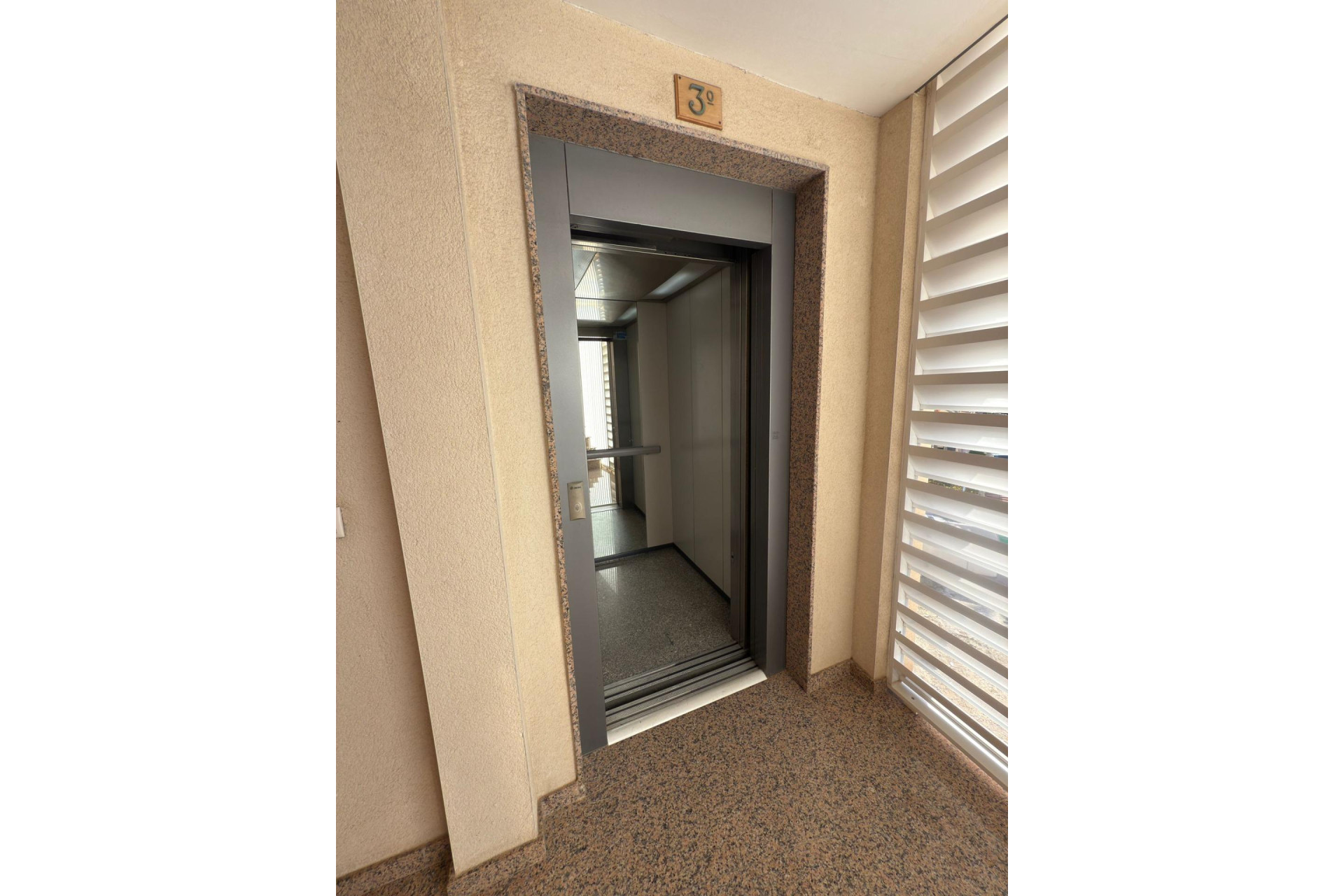 Reventa - Apartamento / piso - El Campello - Pueblo Acantilado-Lanuza