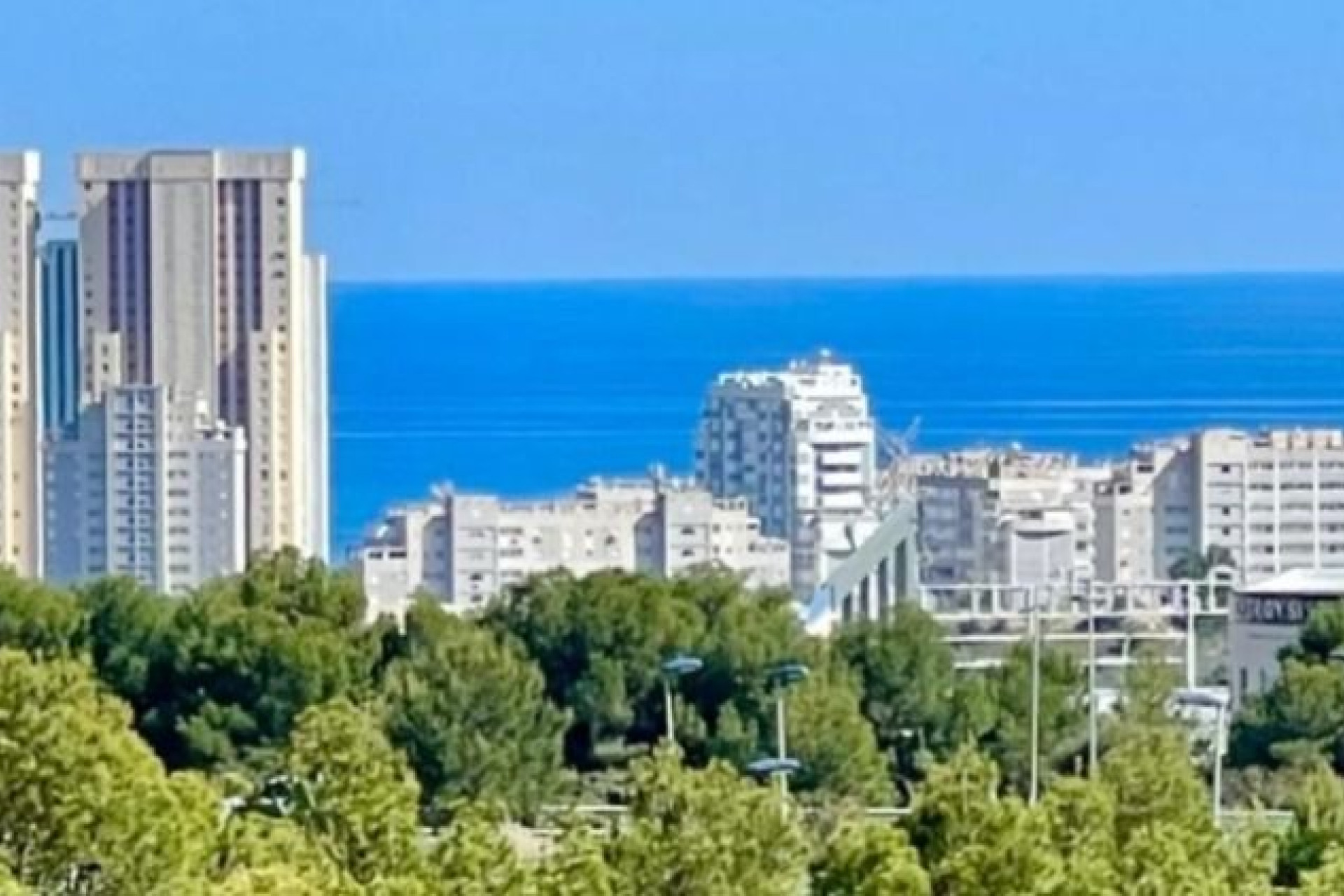 Reventa - Apartamento / piso - Finestrat - URBANIZACIONES