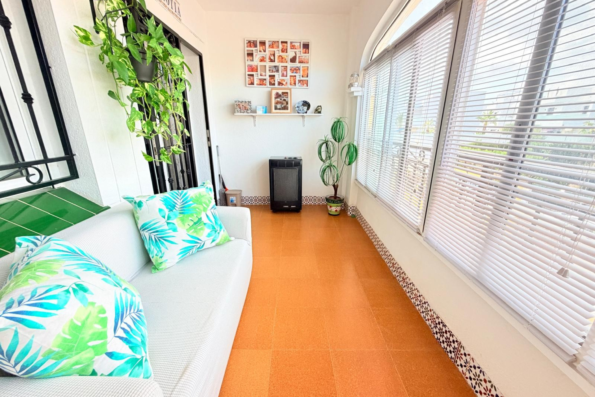 Reventa - Apartamento / piso - Los Montesinos - La Herrada