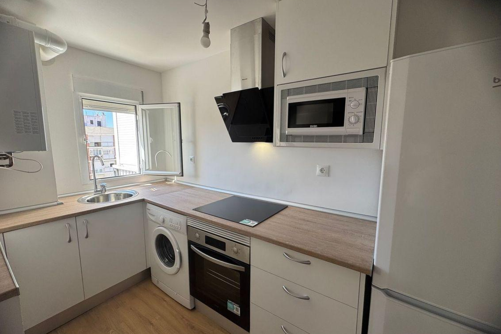 Reventa - Apartamento / piso - Madrid - Barrio del Pilar