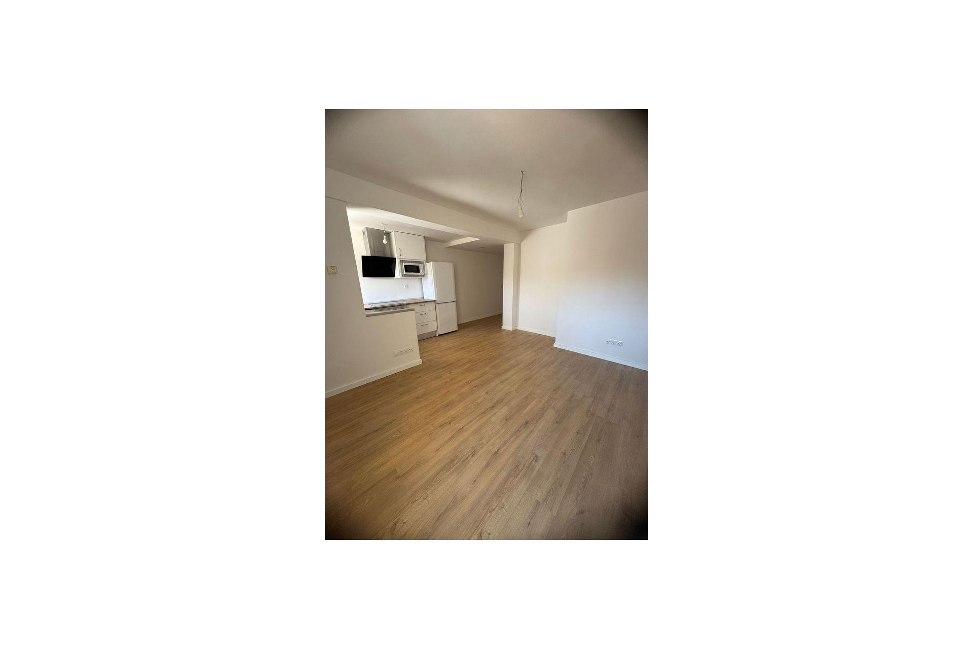 Reventa - Apartamento / piso - Madrid - Barrio del Pilar