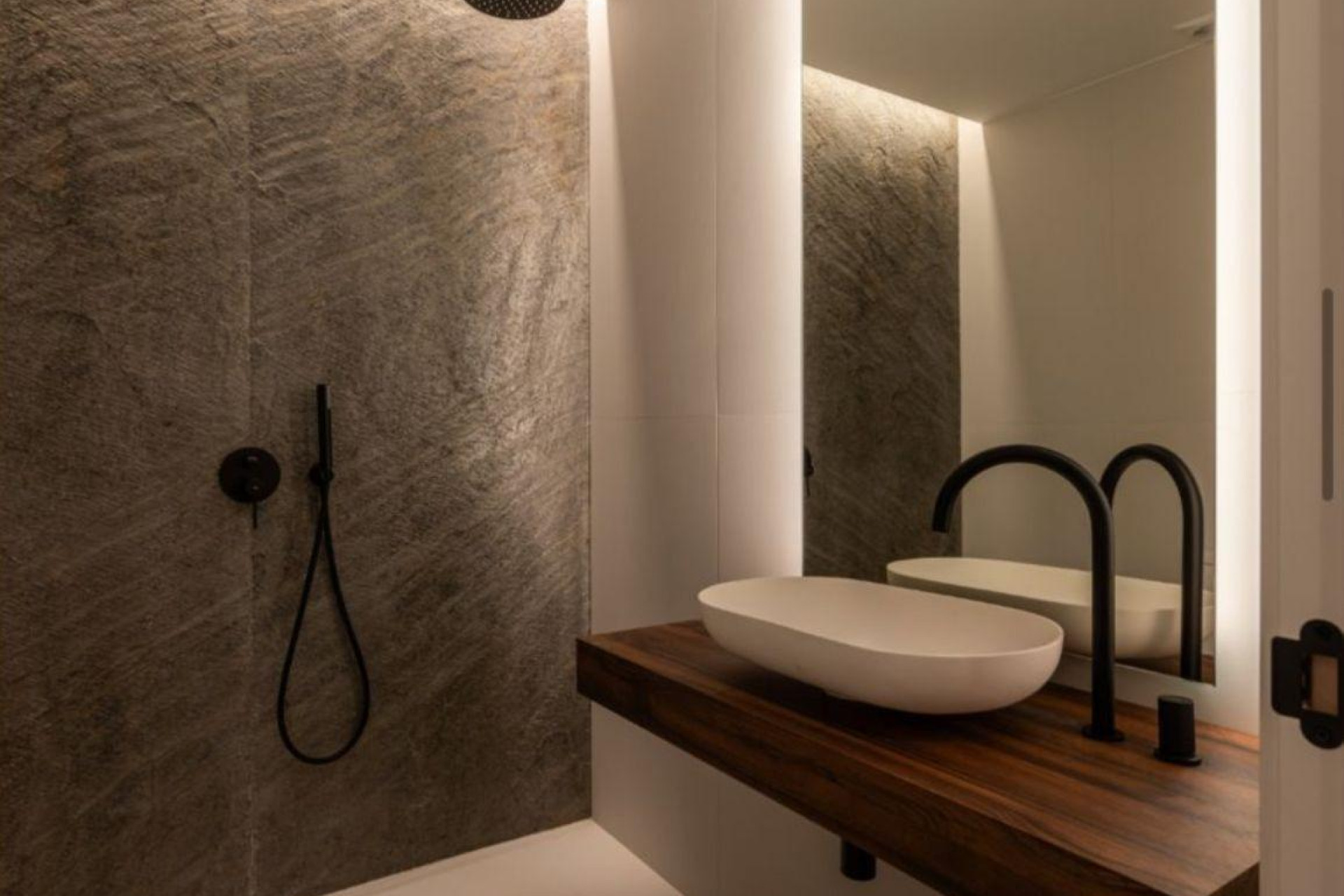 Reventa - Apartamento / piso - Madrid - Castellana