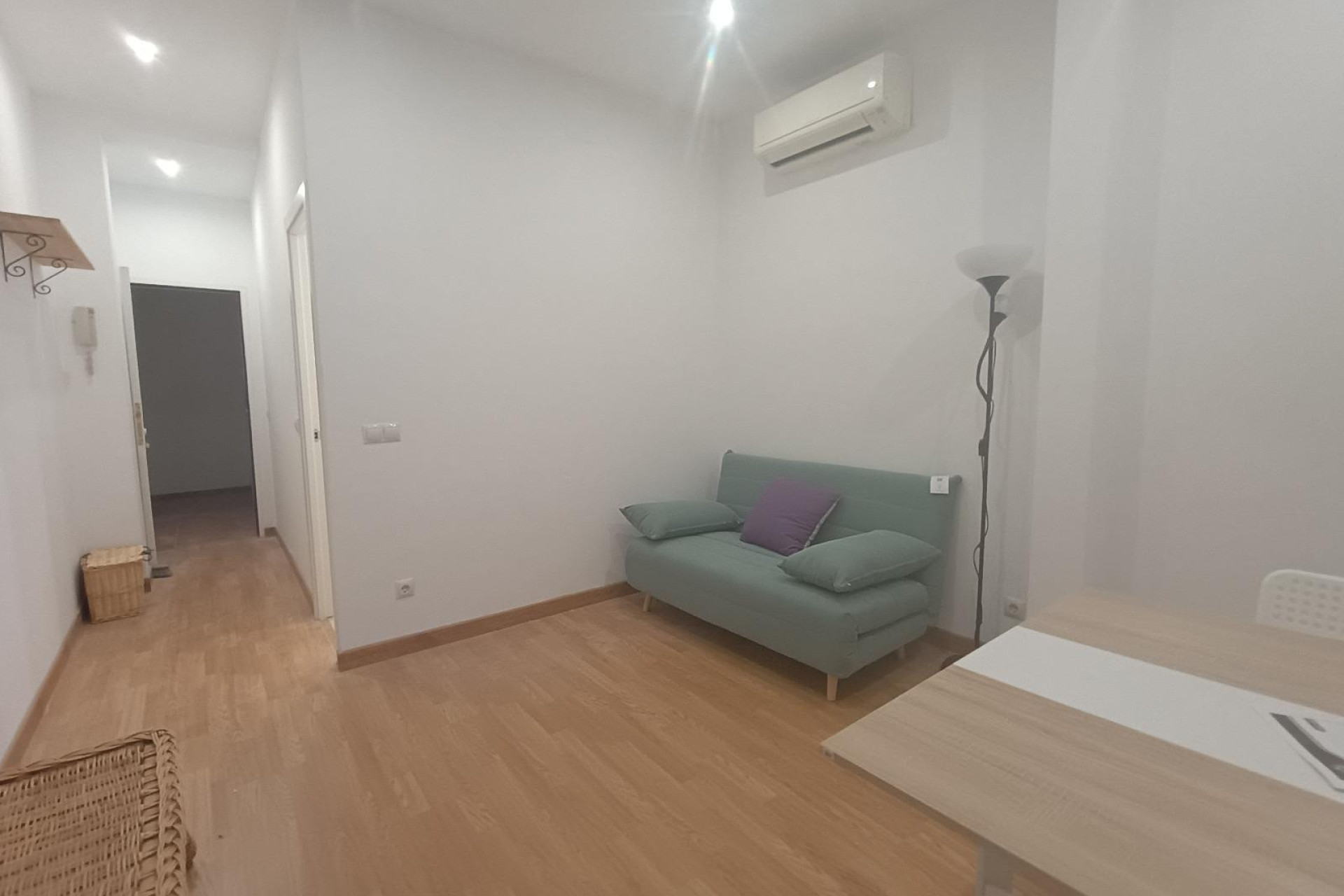 Reventa - Apartamento / piso - Madrid - Lavapiés-Embajadores