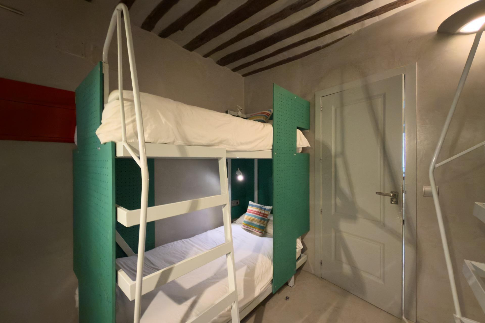 Reventa - Apartamento / piso - Madrid - Malasaña