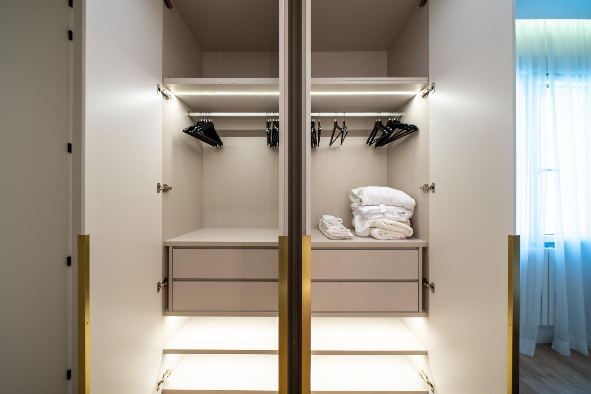 Reventa - Apartamento / piso - Madrid - Recoletos