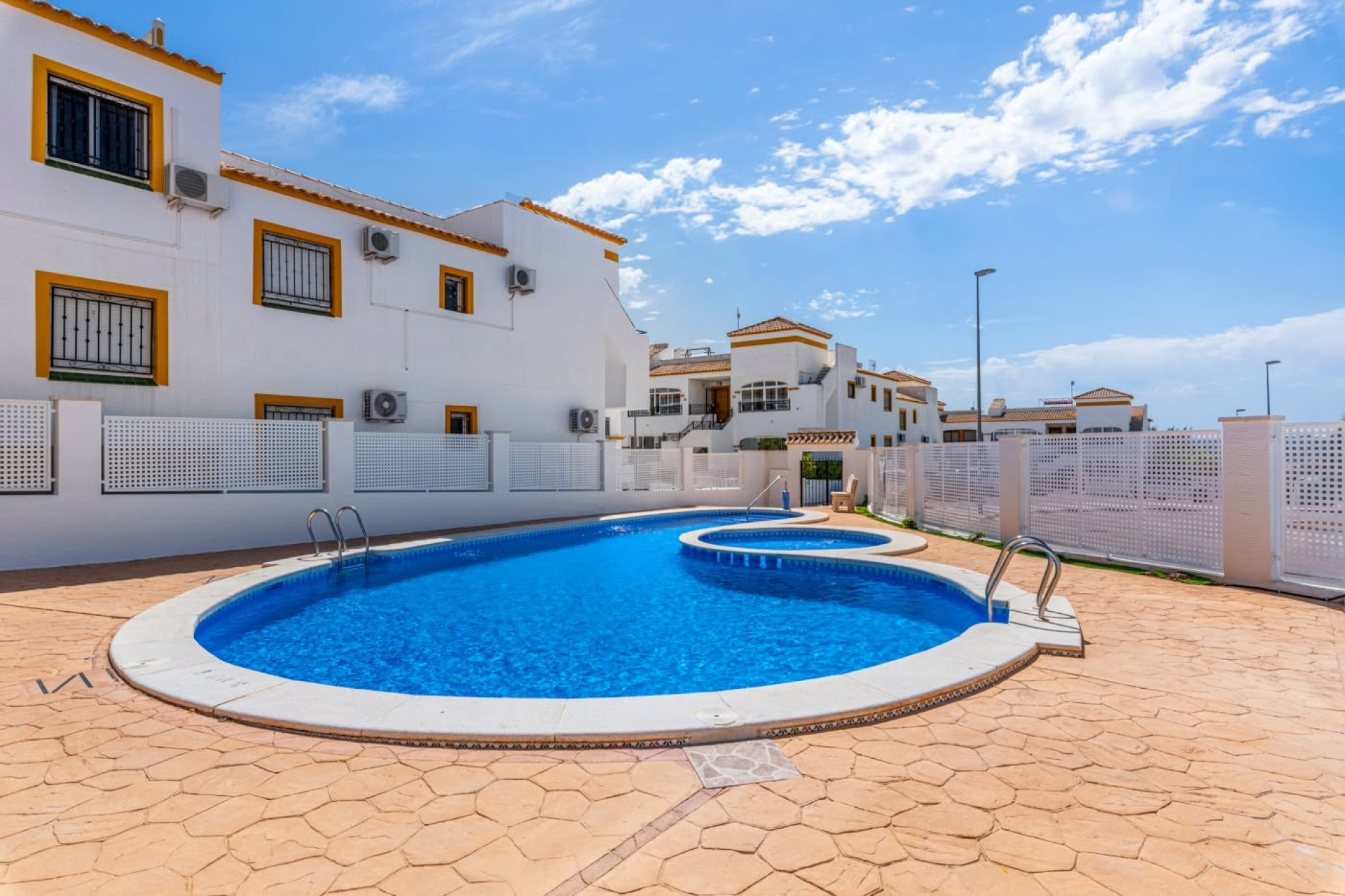 Reventa - Apartamento / piso - Orihuela Costa - Entre Naranjos Vistabella