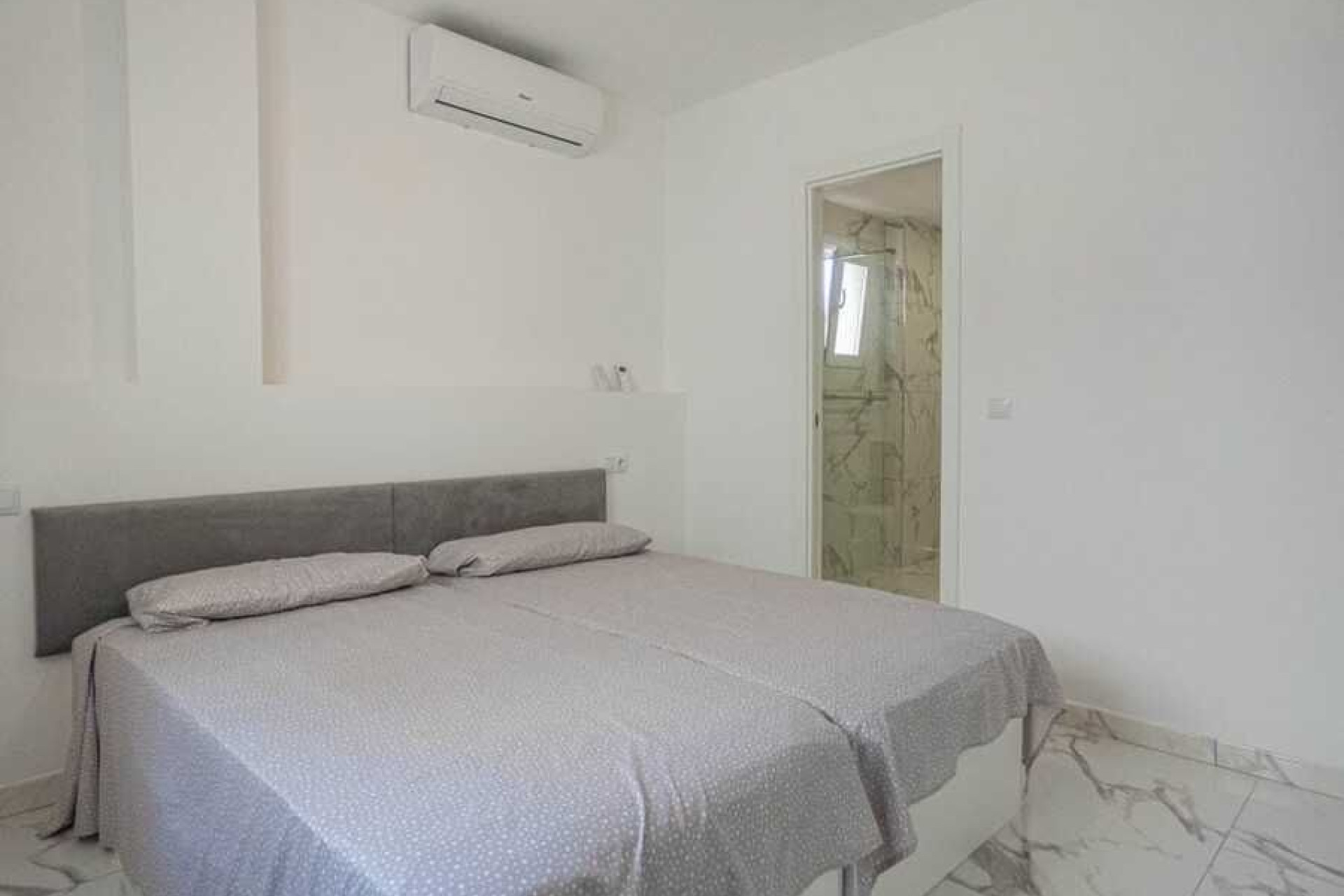 Reventa - Apartamento / piso - Orihuela Costa - Los Dolses