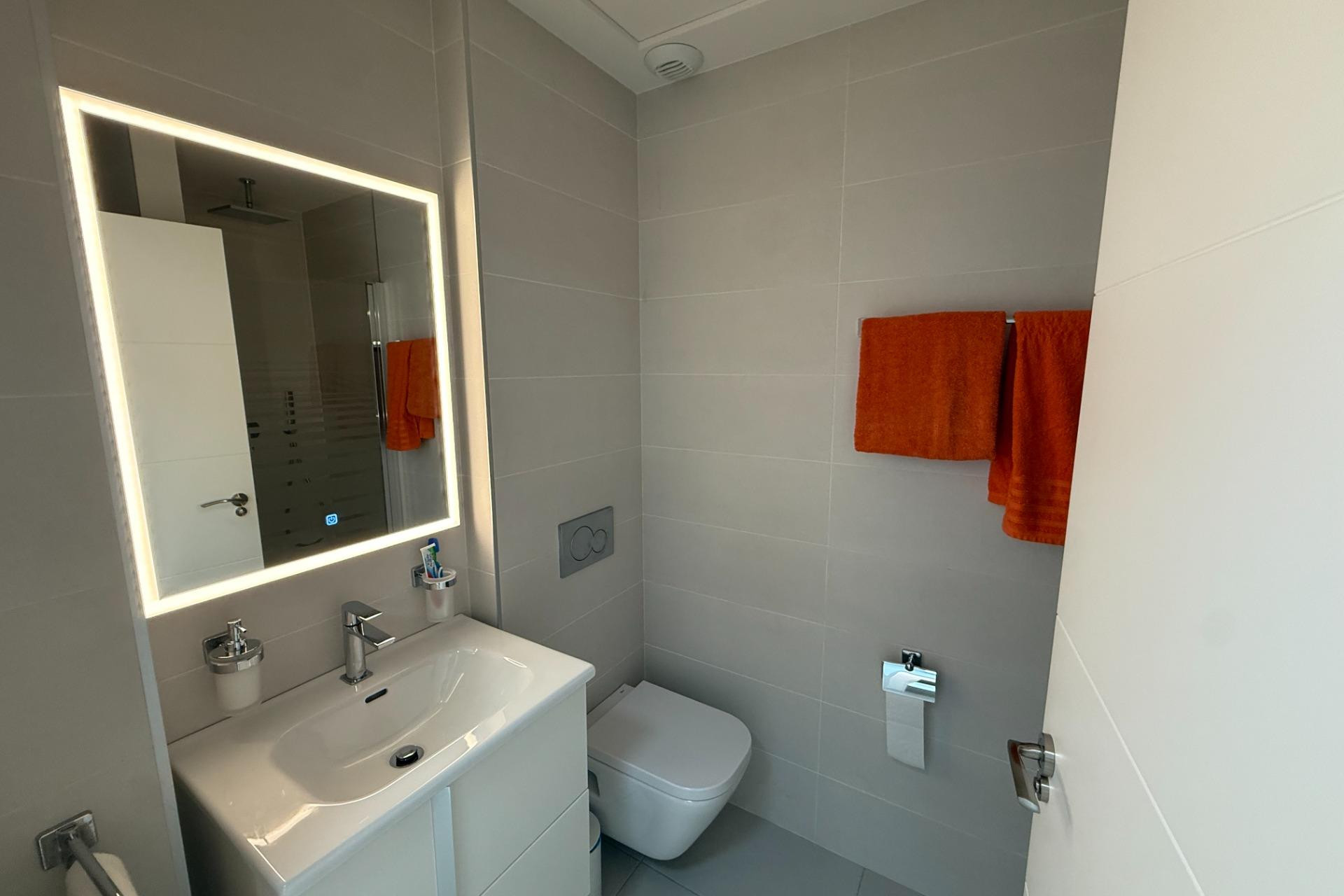 Reventa - Apartamento / piso - Orihuela Costa - Los Dolses