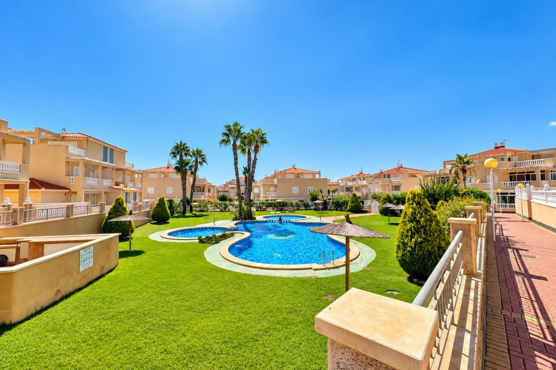 Reventa - Apartamento / piso - Orihuela Costa - Punta Prima