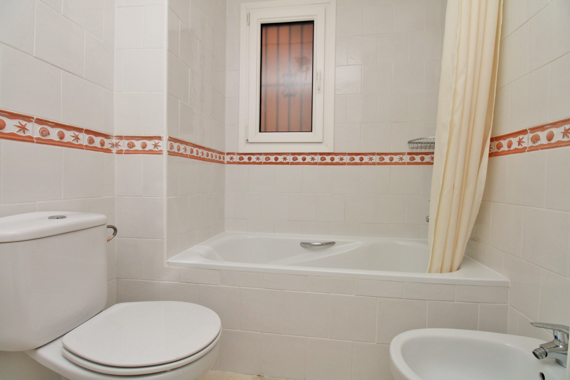Reventa - Apartamento / piso - Playa Flamenca