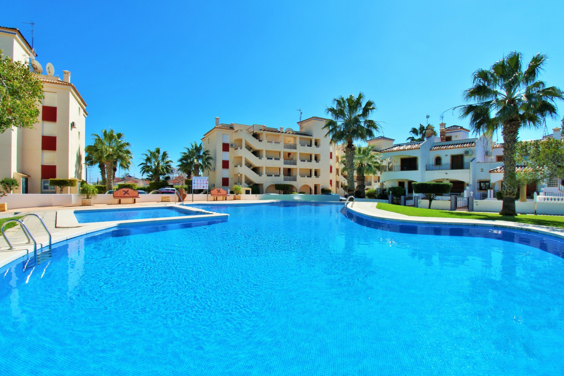 Reventa - Apartamento / piso - Playa Flamenca