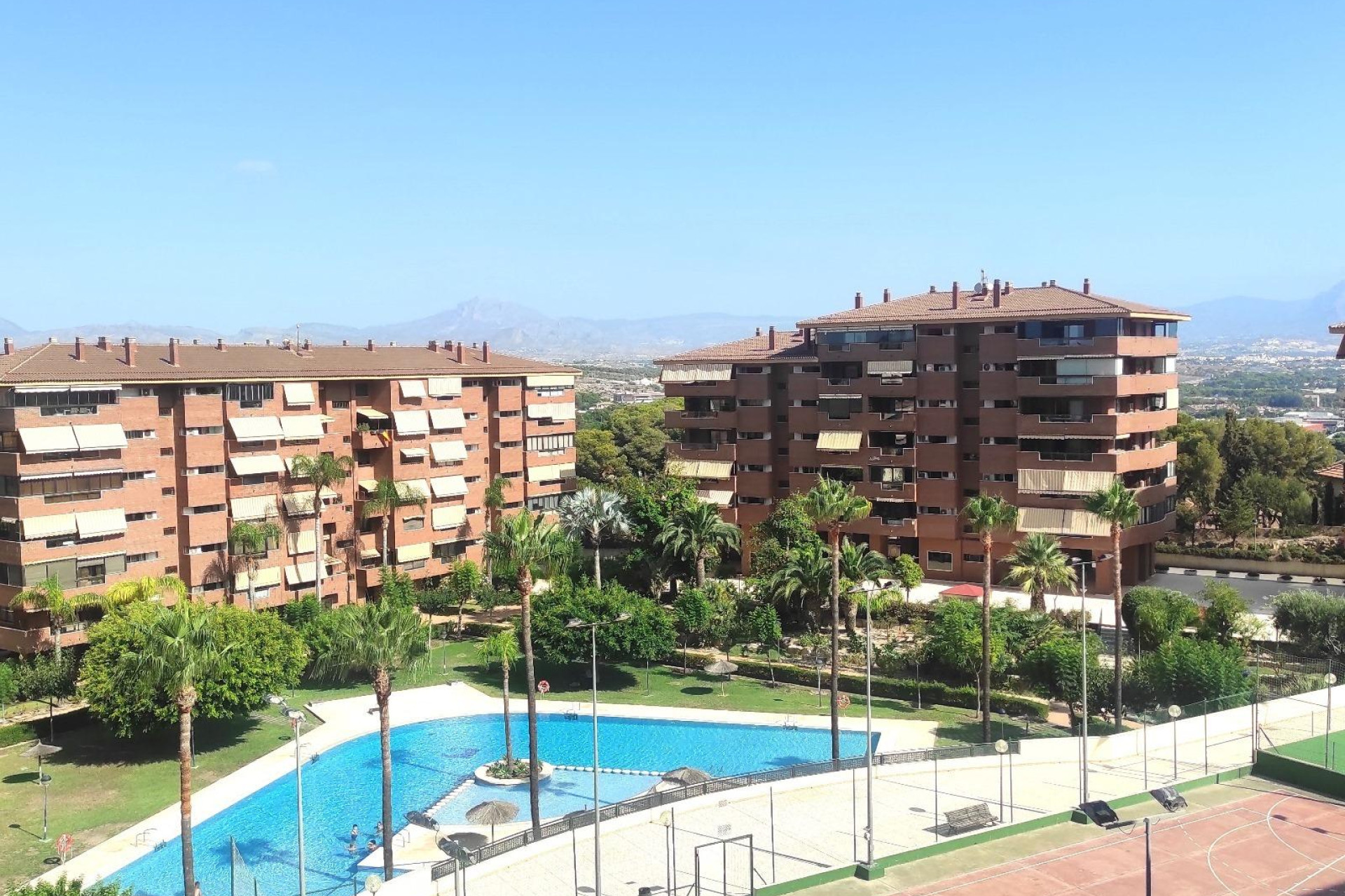 Reventa - Apartamento / piso - SAN JUAN ALICANTE - Barrio Obrero