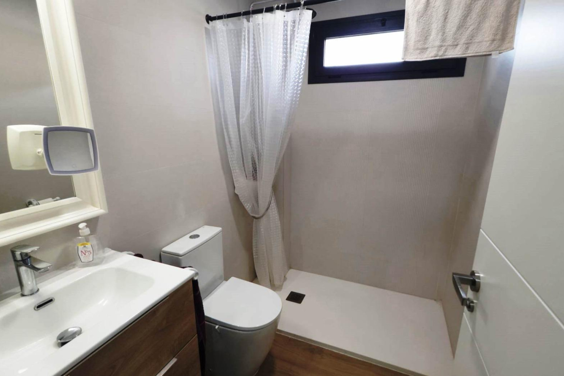 Reventa - Apartamento / piso - San Juan de Alicante - Centro