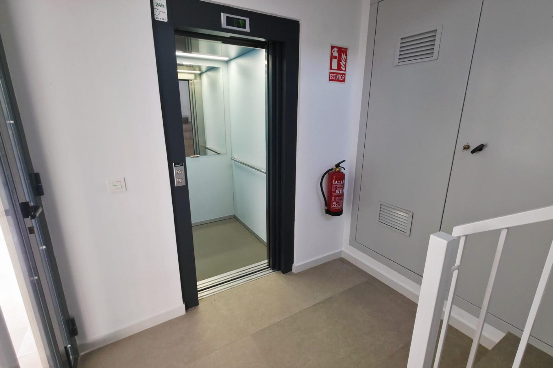 Reventa - Apartamento / piso - San Juan de Alicante - Centro