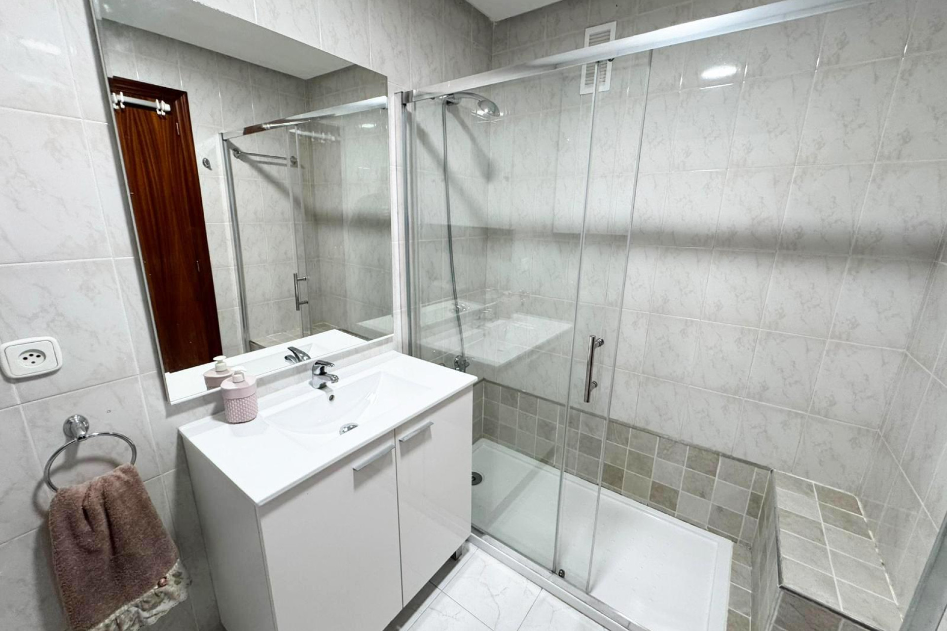 Reventa - Apartamento / piso - San Miguel de Salinas