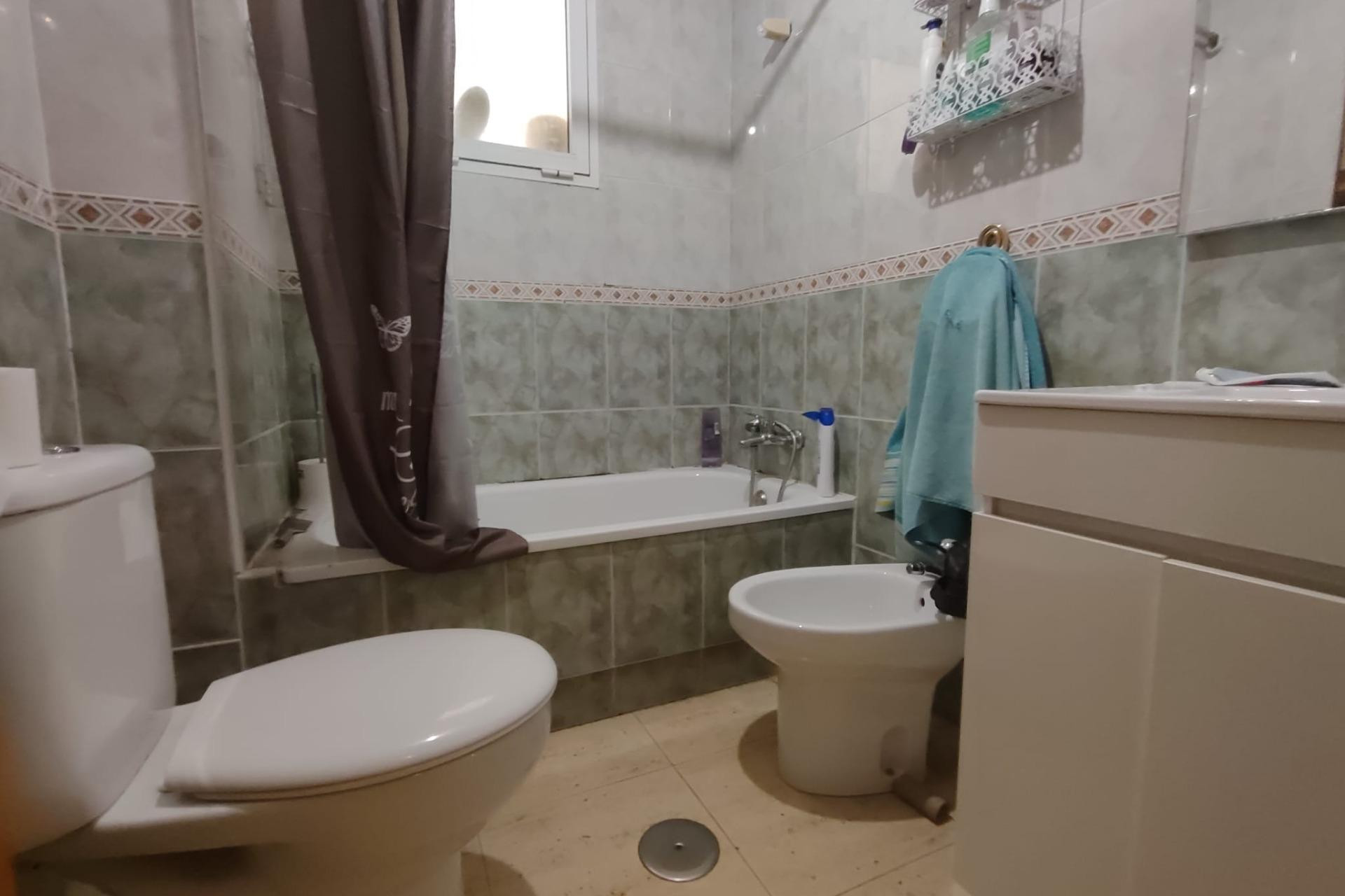 Reventa - Apartamento / piso - Torrevieja - Acequion