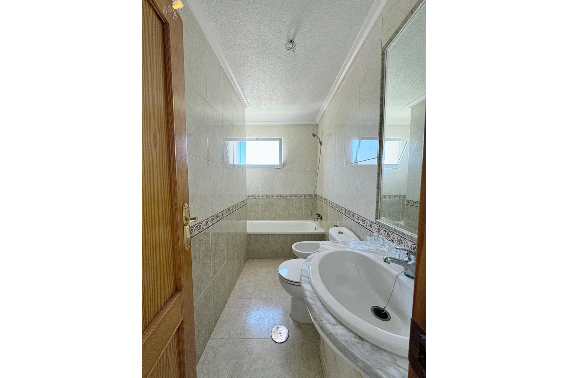 Reventa - Apartamento / piso - Torrevieja - Aguas nuevas 1