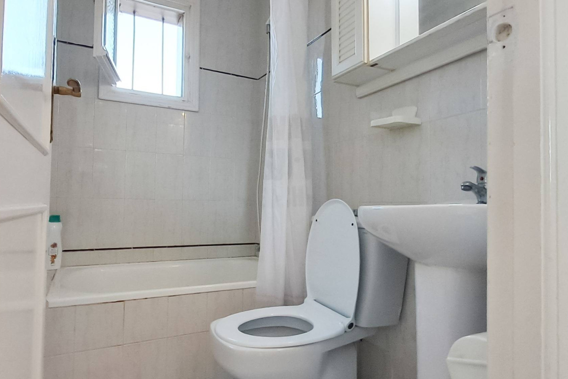 Reventa - Apartamento / piso - Torrevieja - Aguas nuevas 2