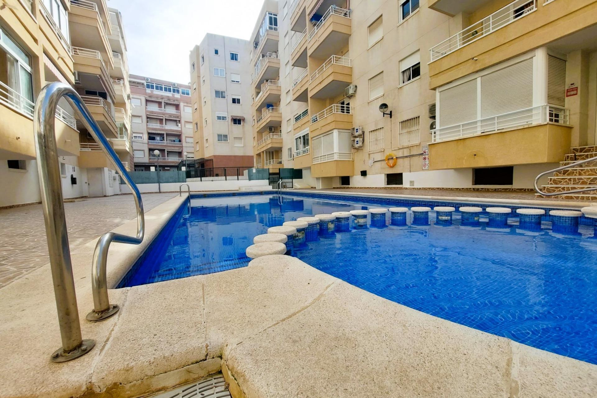 Reventa - Apartamento / piso - Torrevieja - Centro