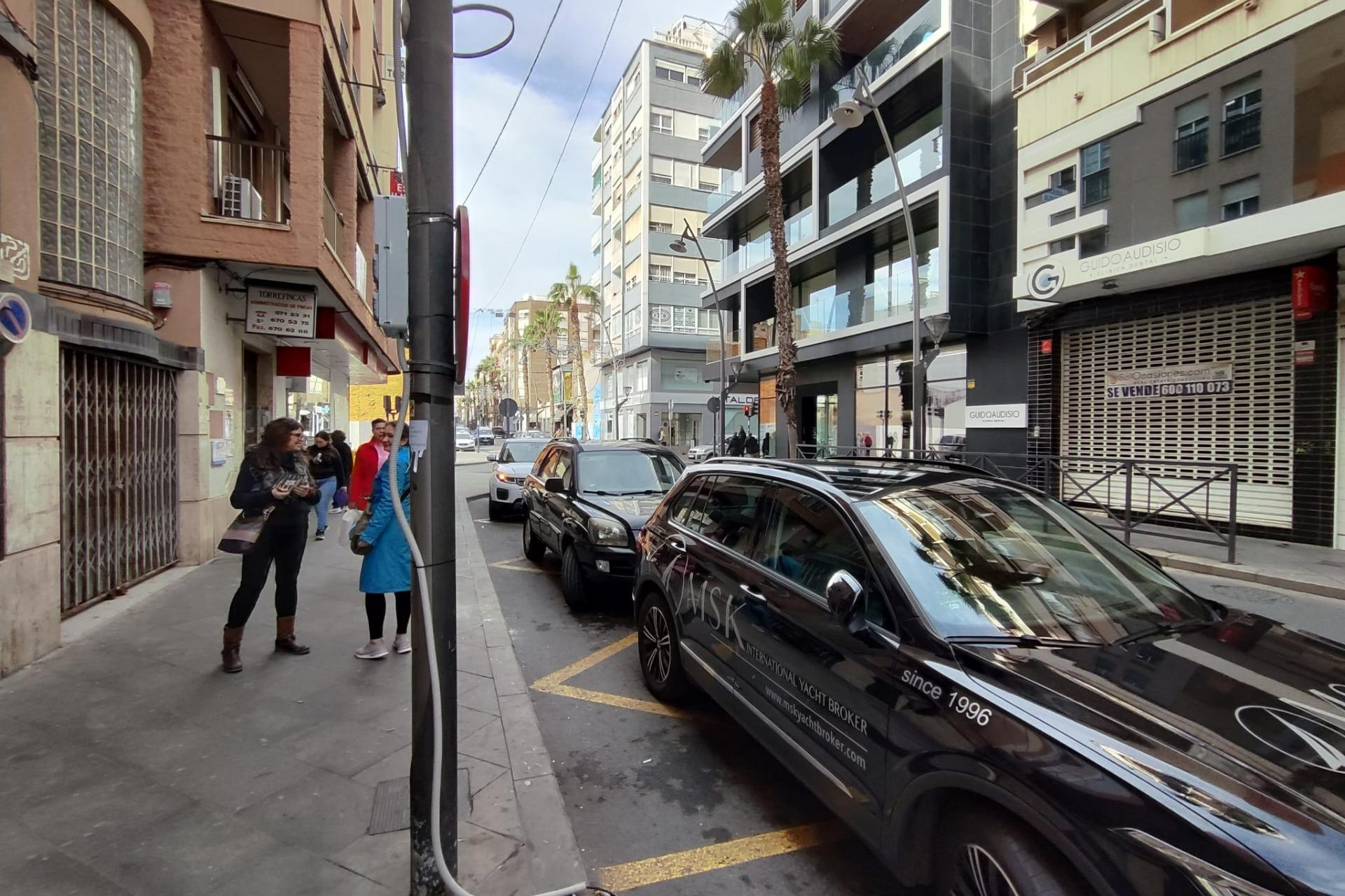 Reventa - Apartamento / piso - Torrevieja - Centro